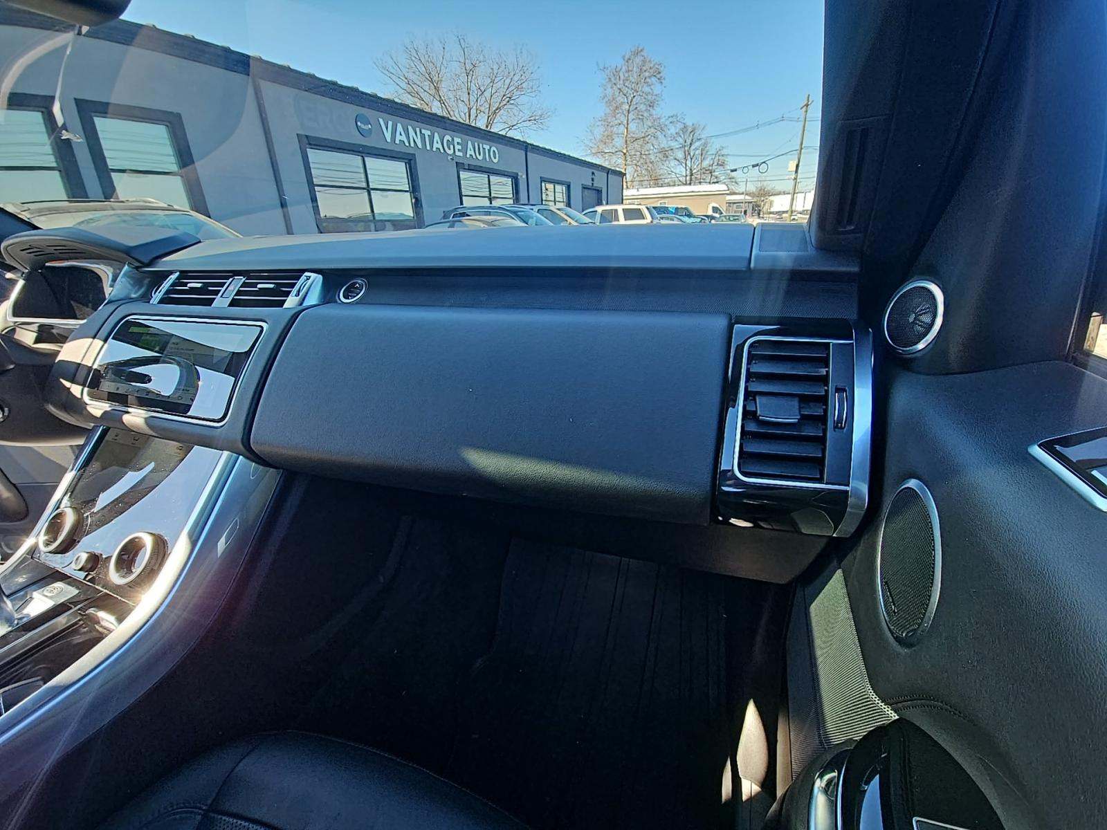 2020 Land Rover Range Rover Sport HSE AWD