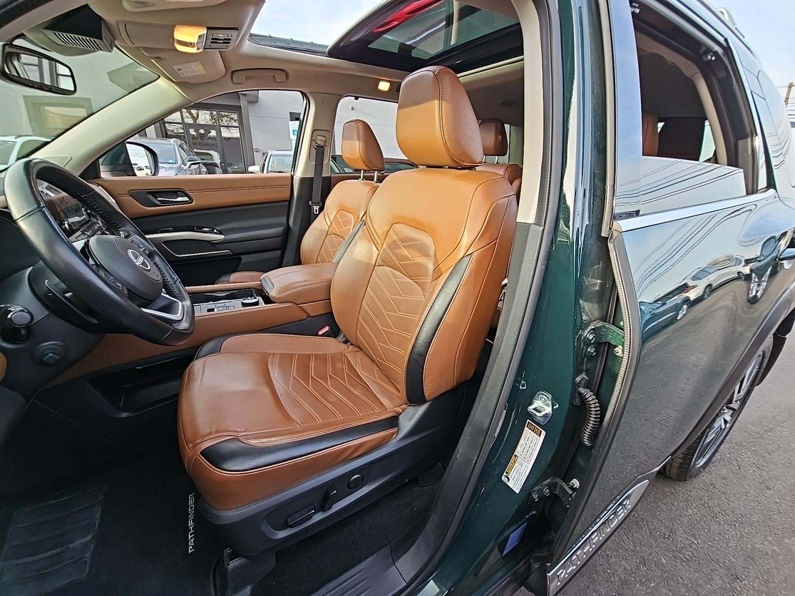 2022 Nissan Pathfinder Platinum AWD