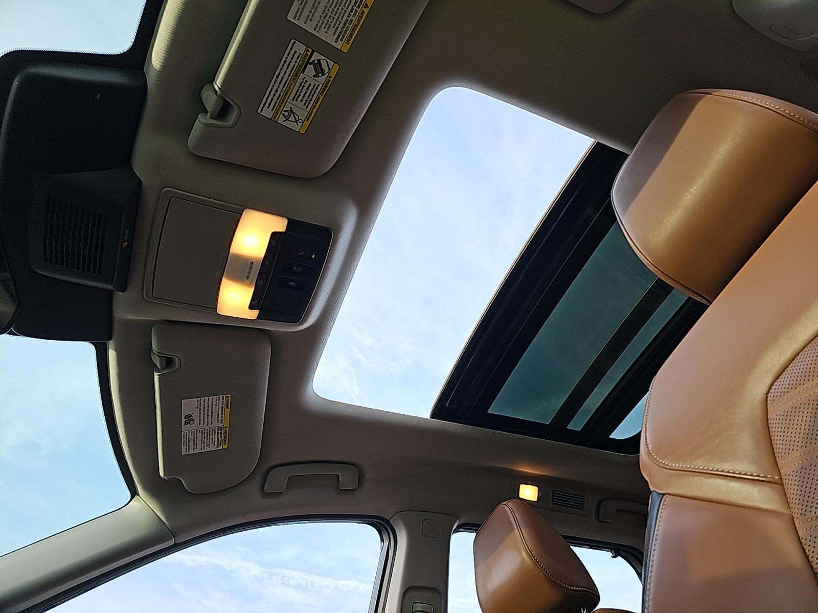 2022 Nissan Pathfinder Platinum AWD