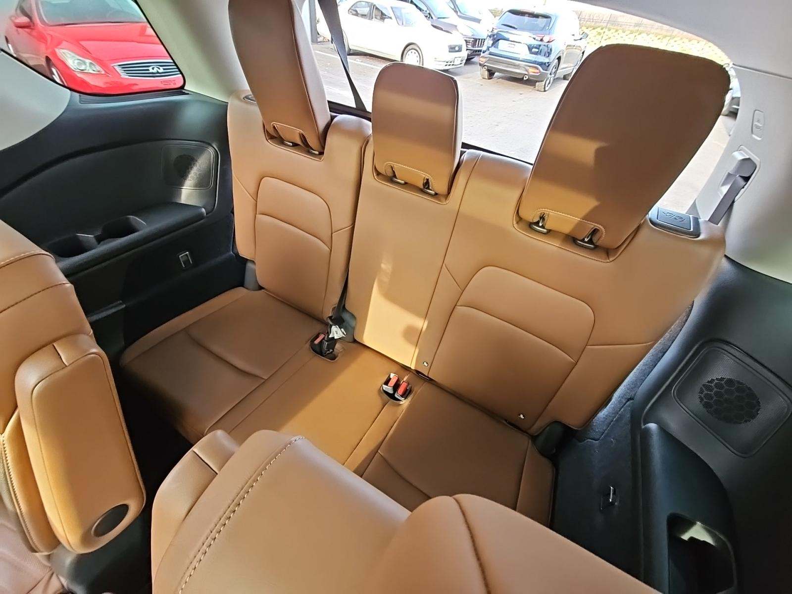 2022 Nissan Pathfinder Platinum AWD