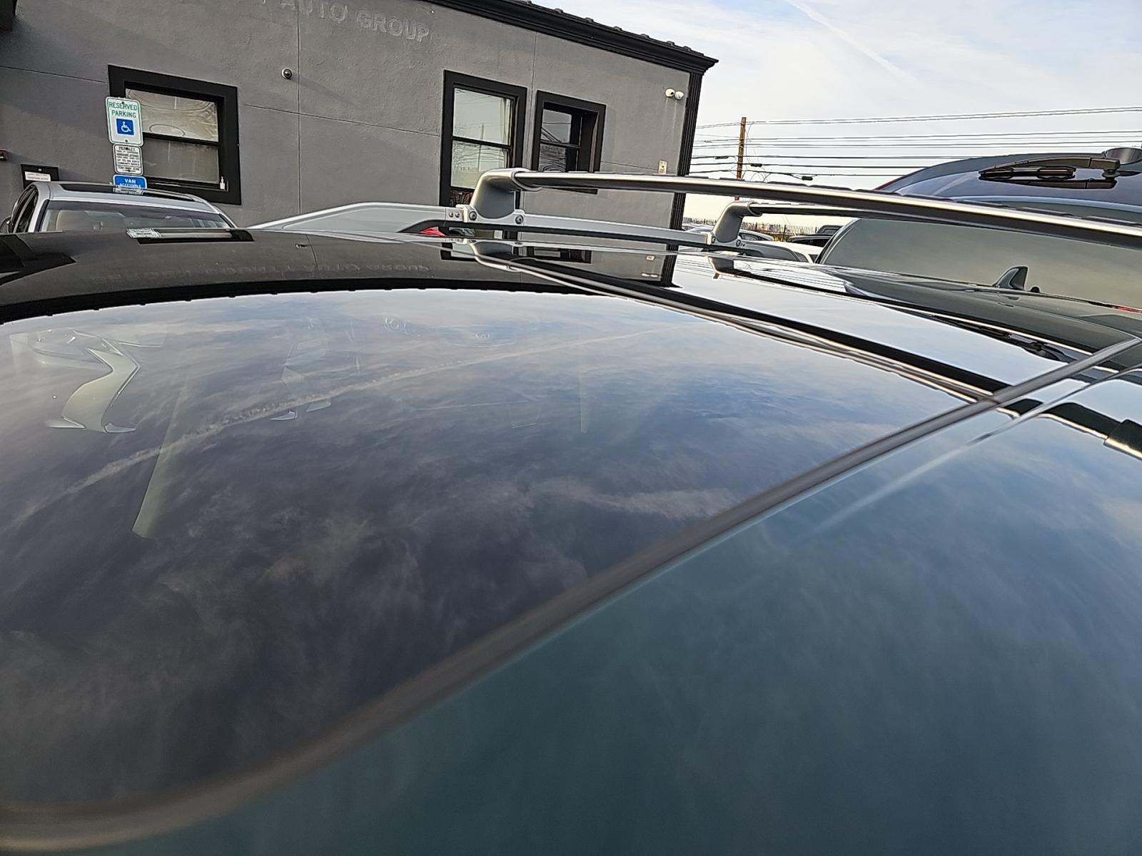 2022 Nissan Pathfinder Platinum AWD