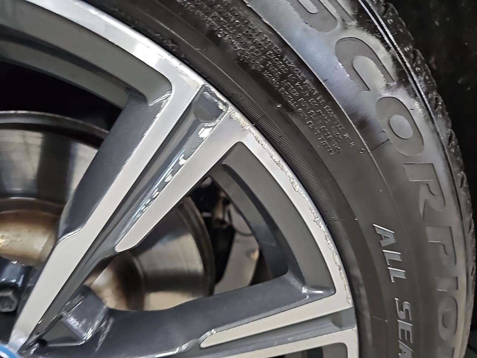 2023 BMW X5 xDrive45e AWD