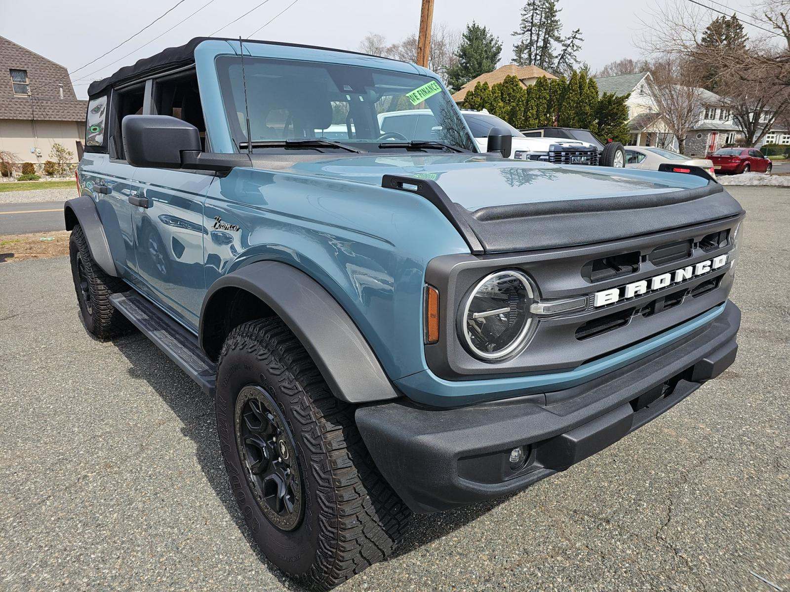 FORD BRONCO - 4