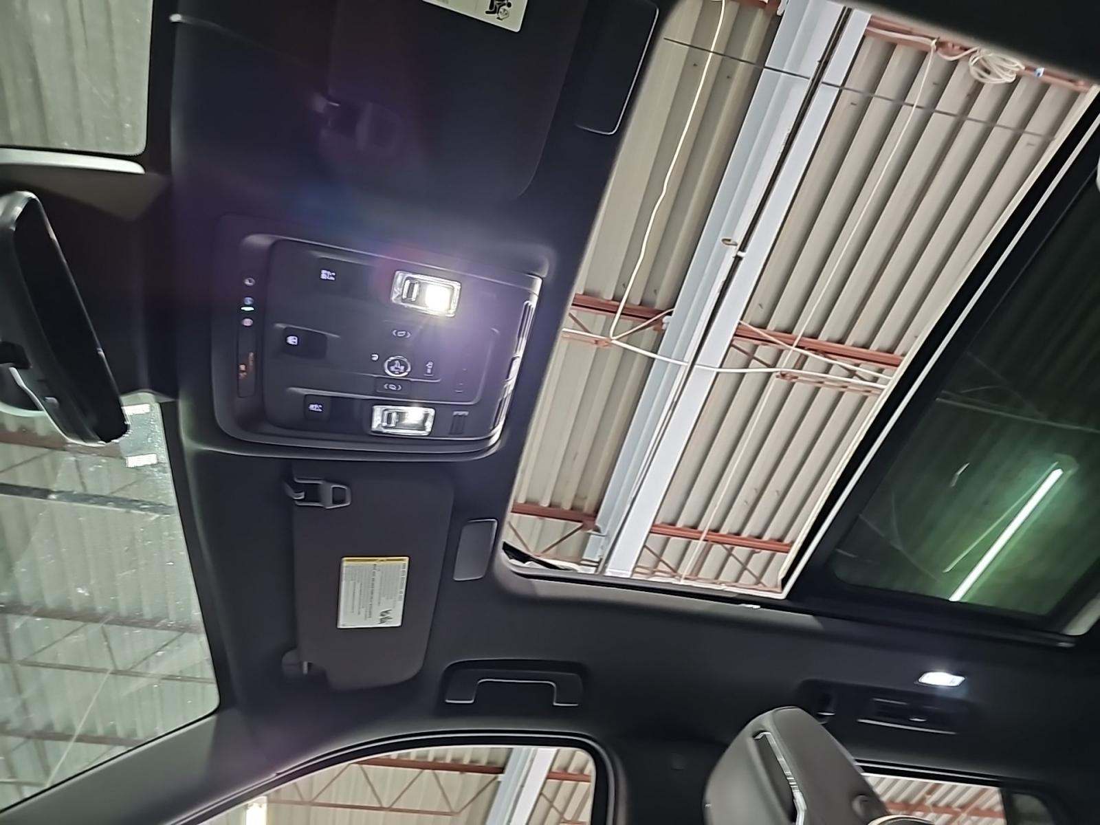 2022 Cadillac Escalade Premium Luxury AWD