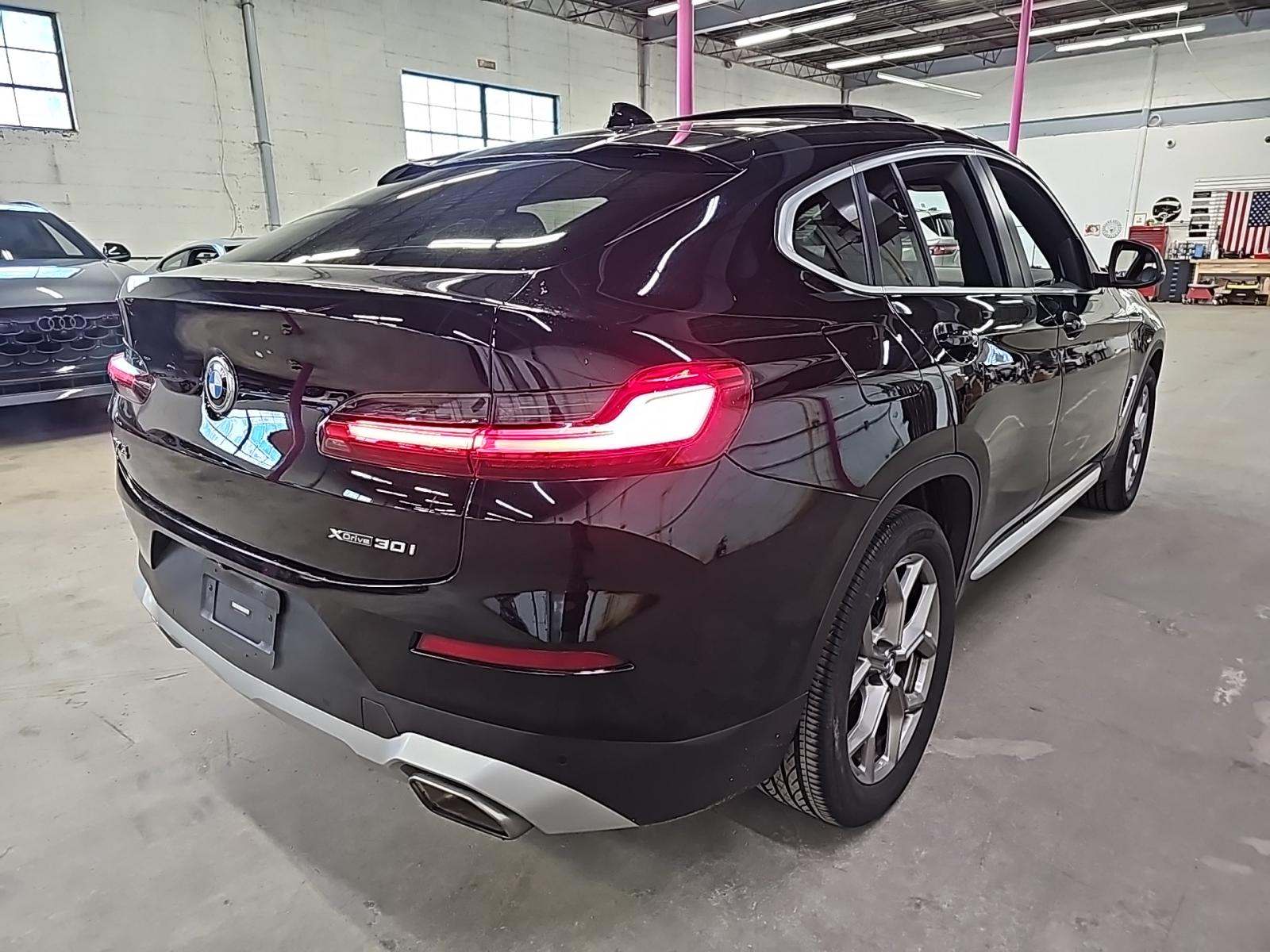 2023 BMW X4 xDrive30i AWD