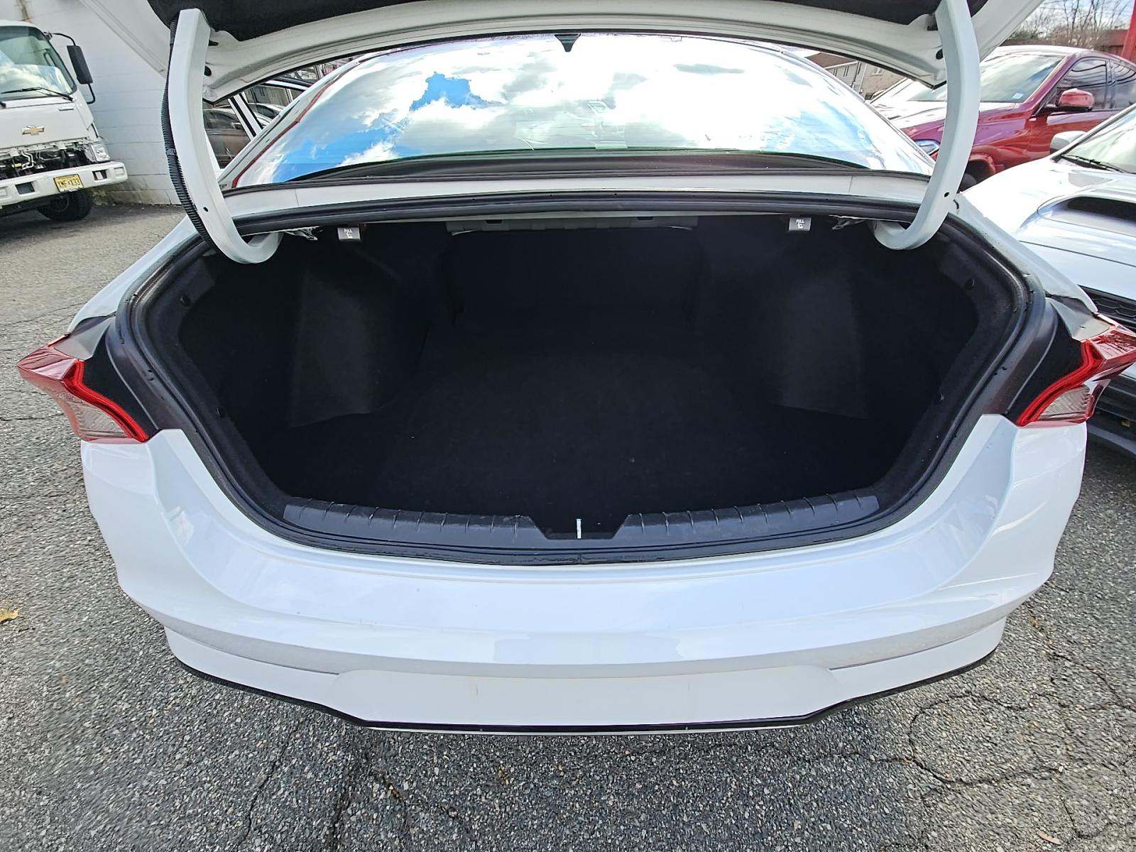 2022 Kia K5 GT-Line FWD