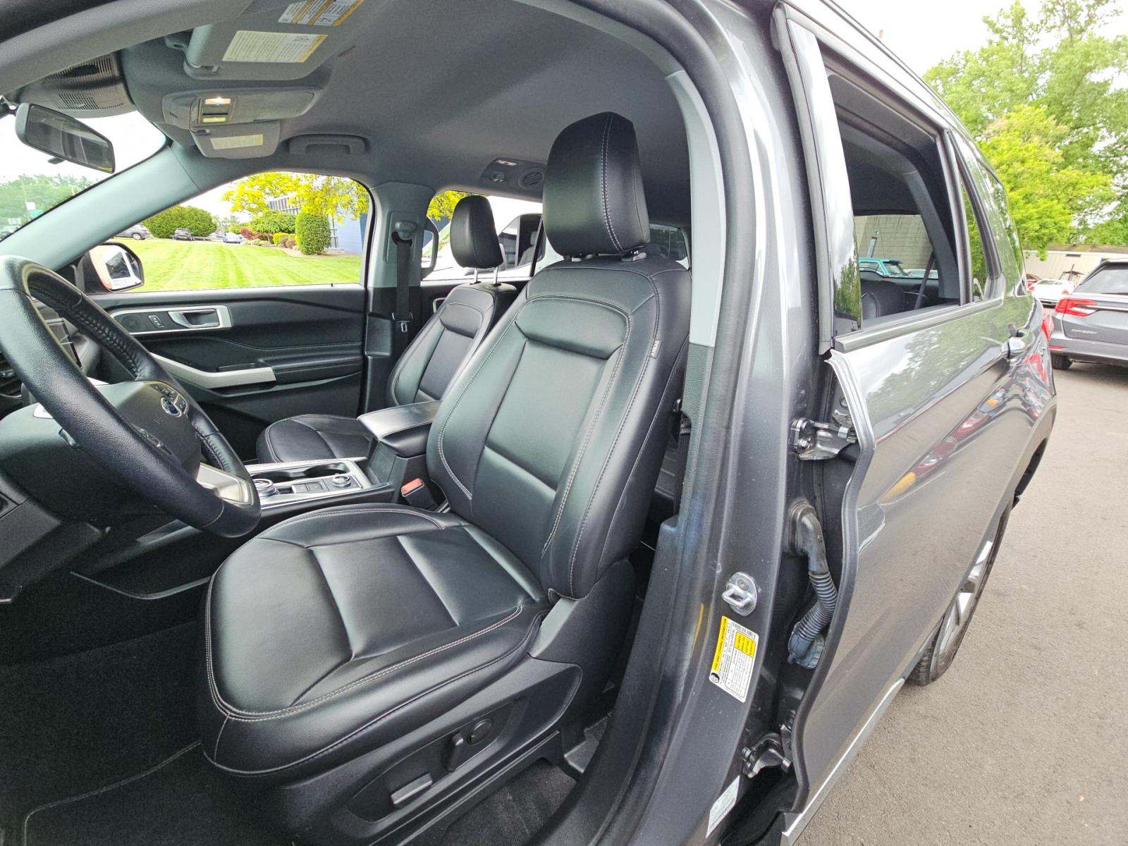 FORD EXPLORER - 6