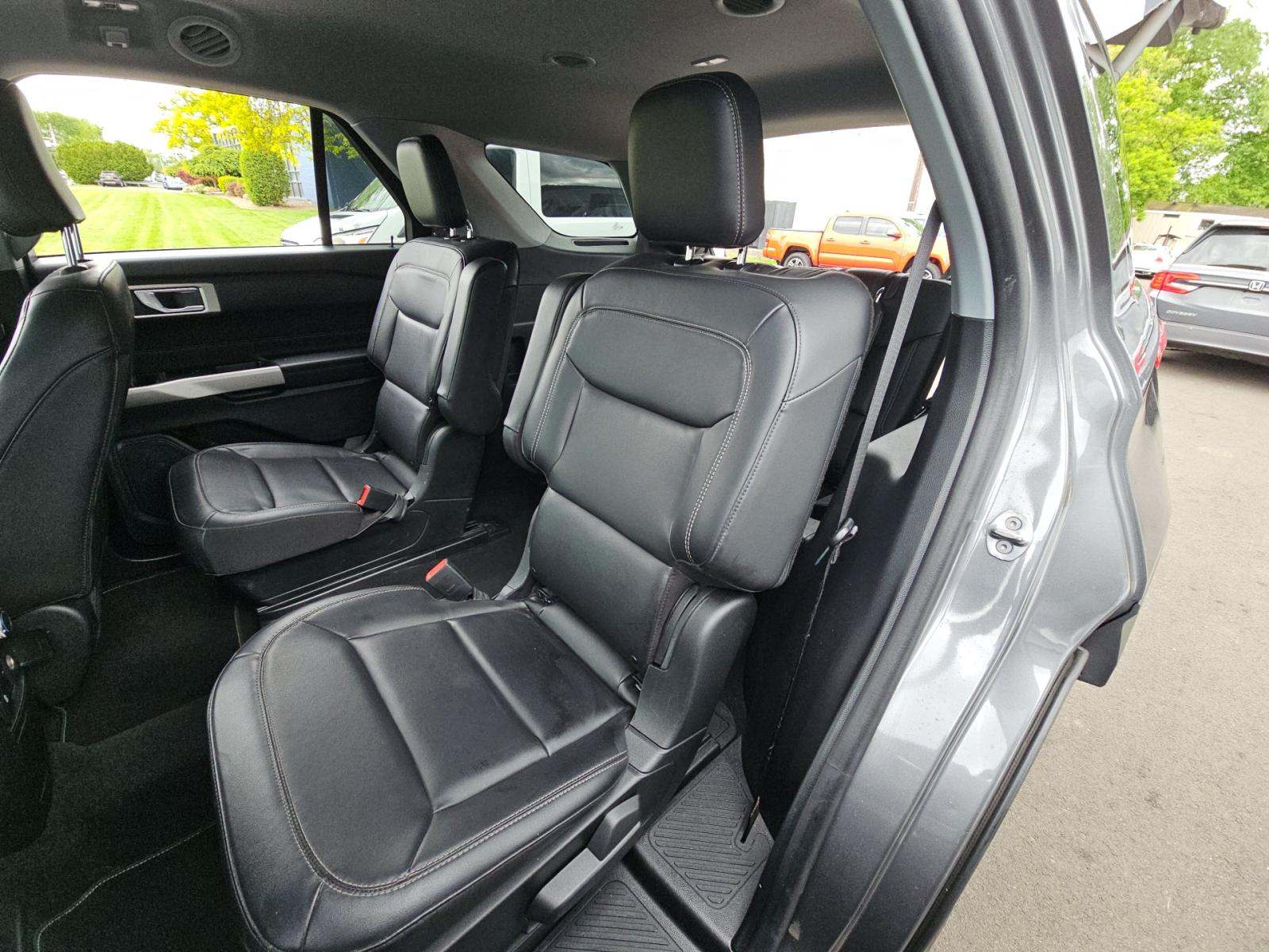2022 Ford Explorer XLT AWD