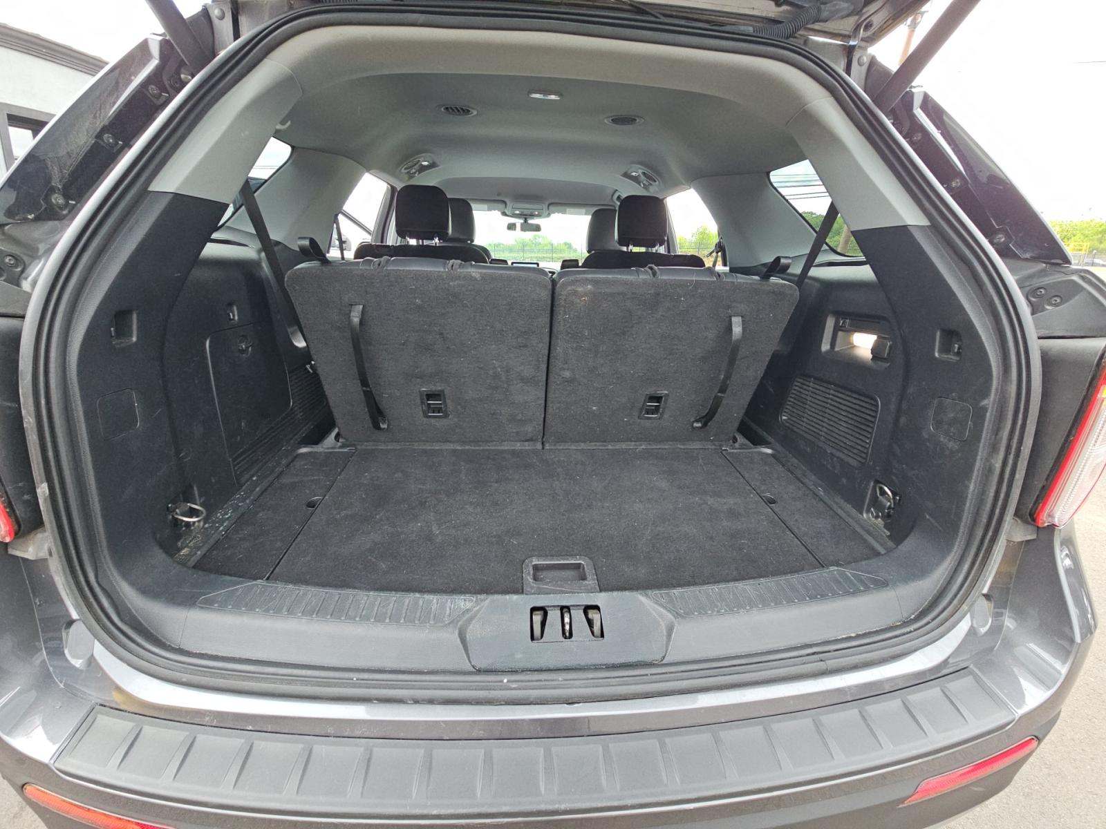 2022 Ford Explorer XLT AWD
