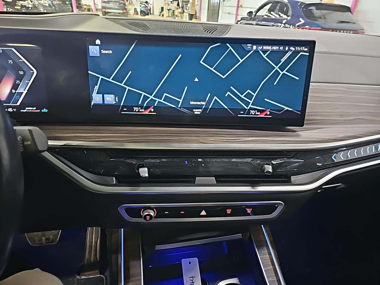 2023 BMW X7 xDrive40i AWD
