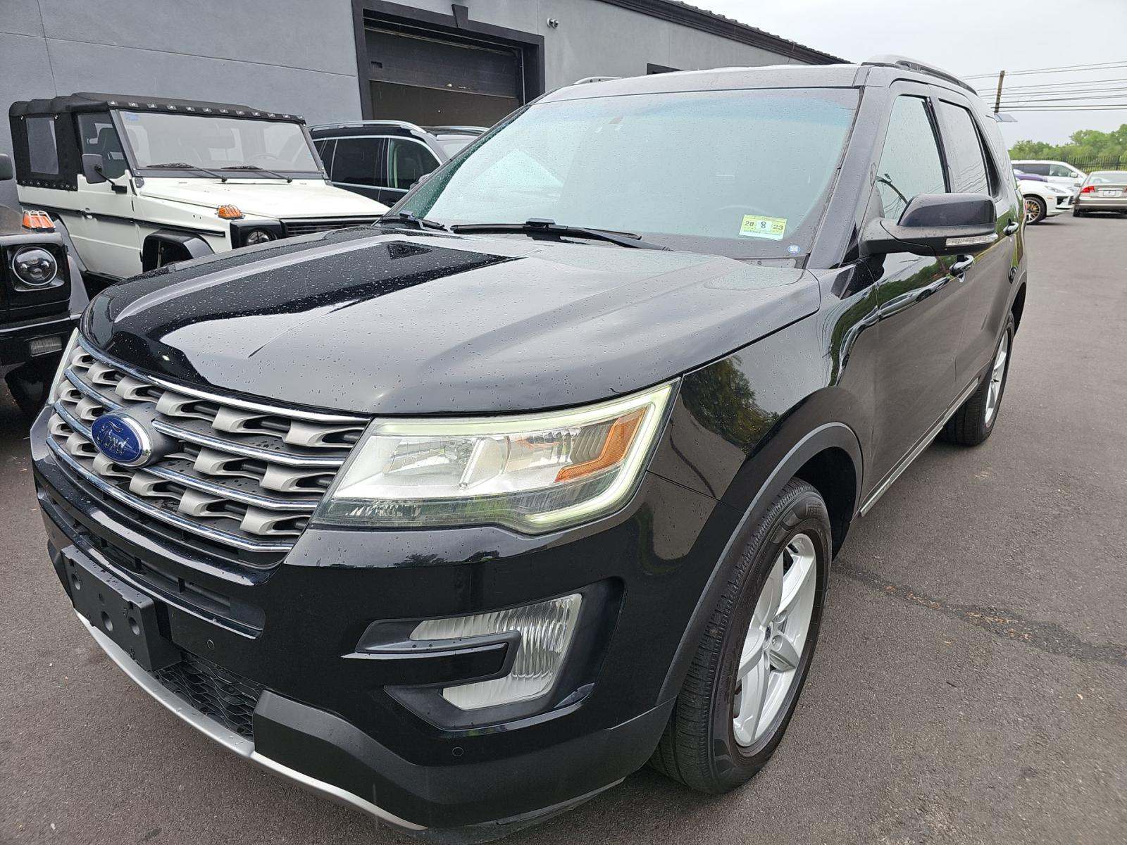 FORD EXPLORER - 1