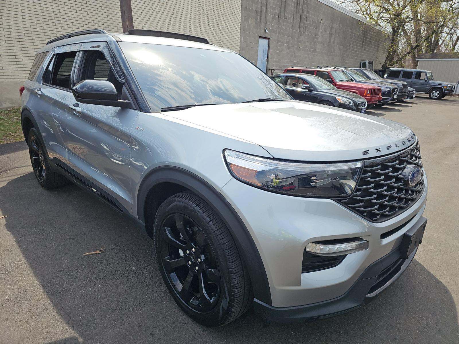 2023 Ford Explorer ST-Line AWD