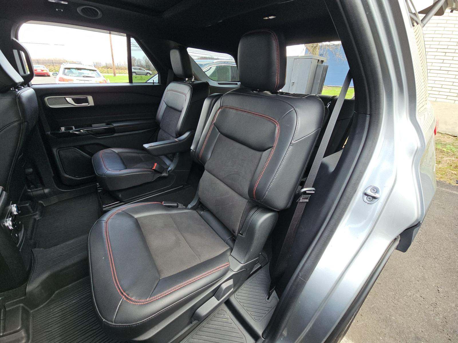 2023 Ford Explorer ST-Line AWD