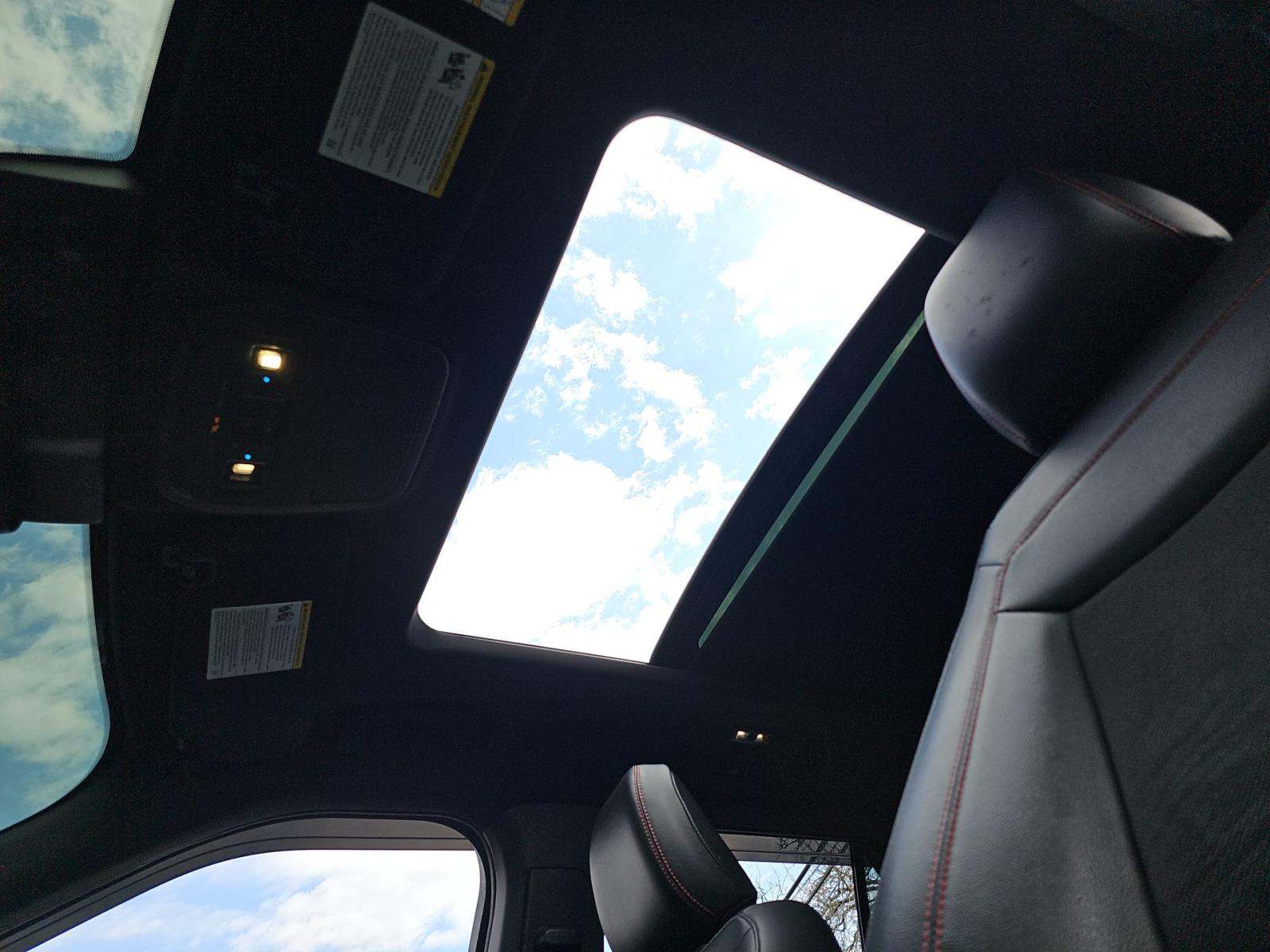 2023 Ford Explorer ST-Line AWD