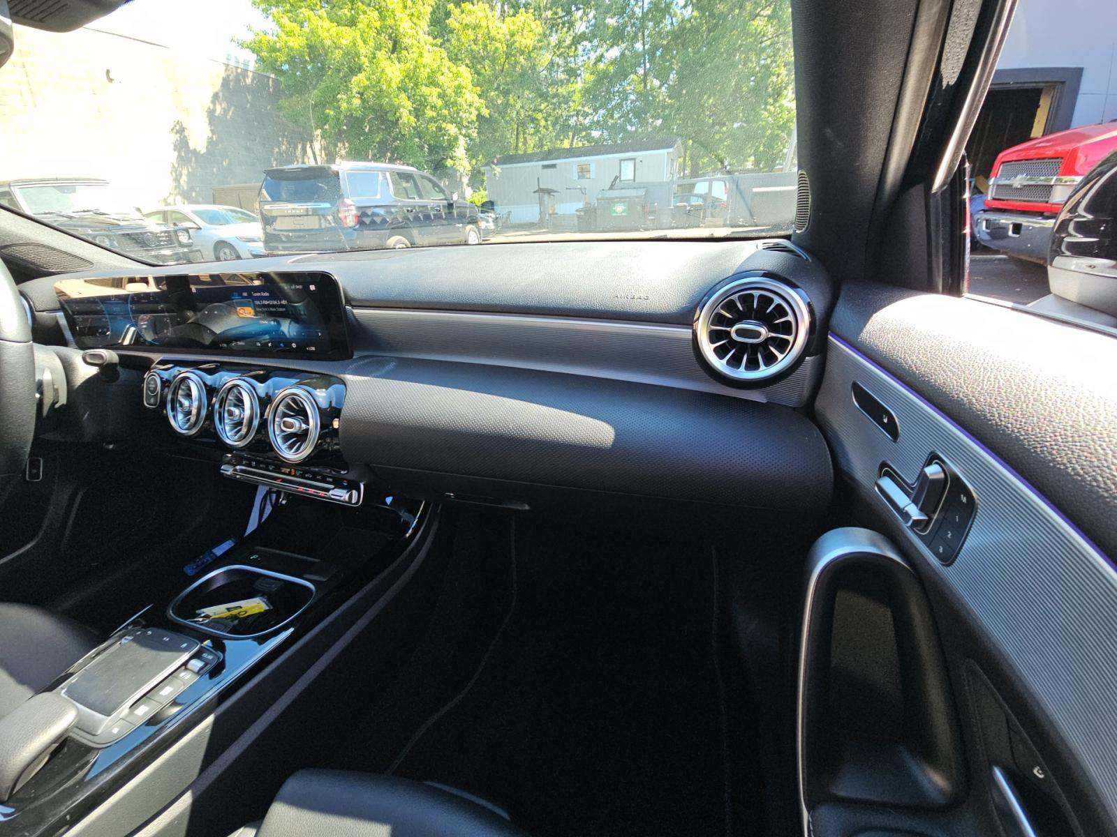 2021 Mercedes-Benz A-Class A 220 FWD