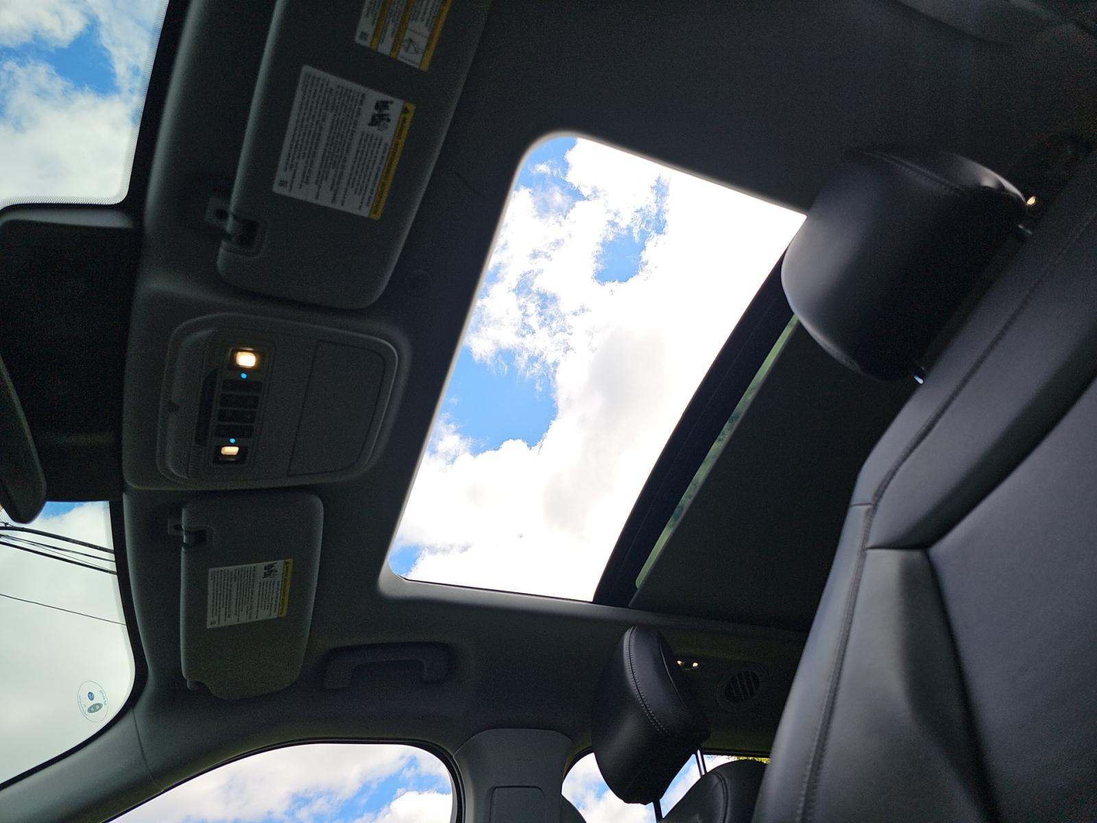 2023 Ford Explorer XLT AWD