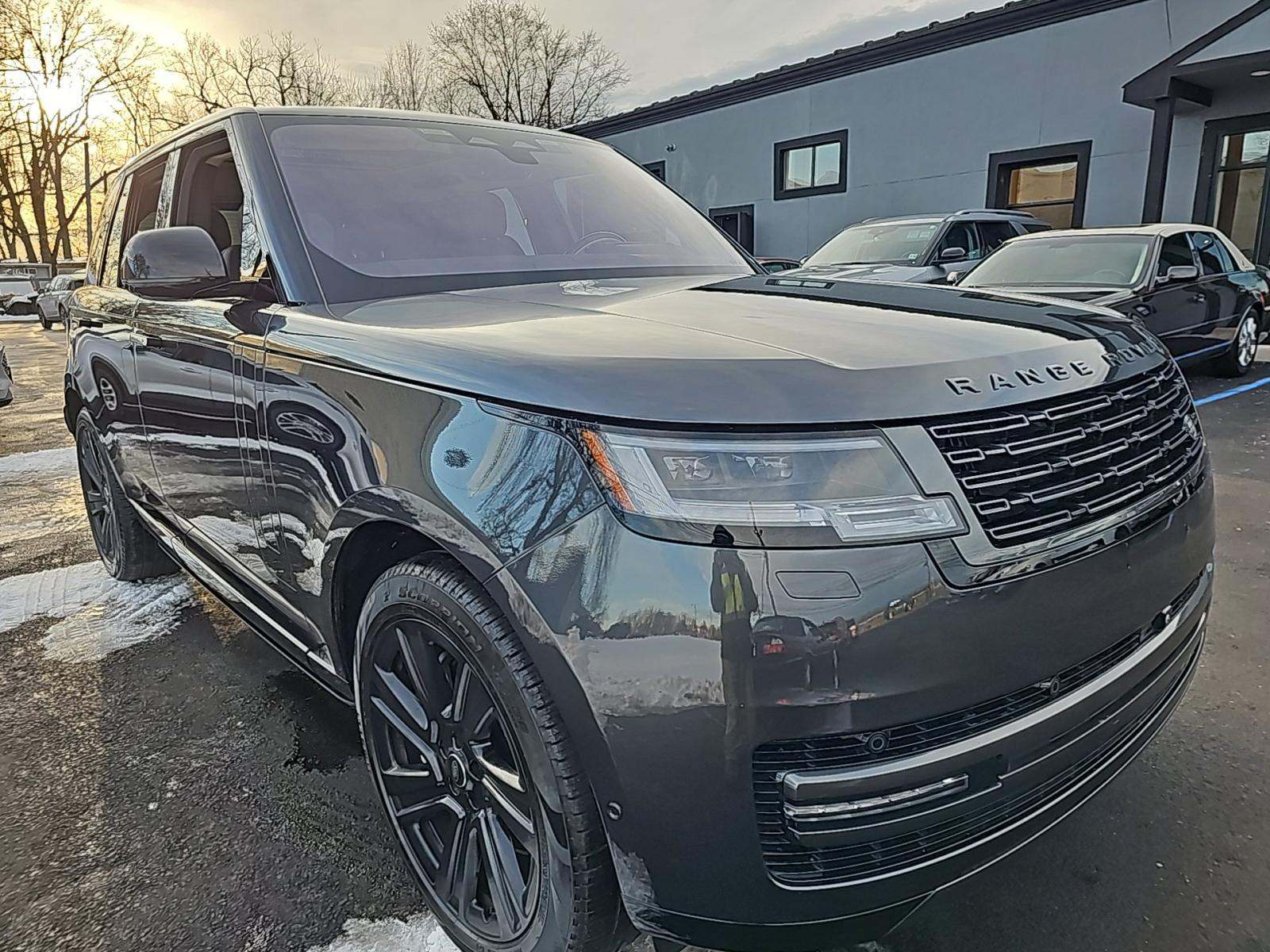 2023 Land Rover Range Rover SE AWD