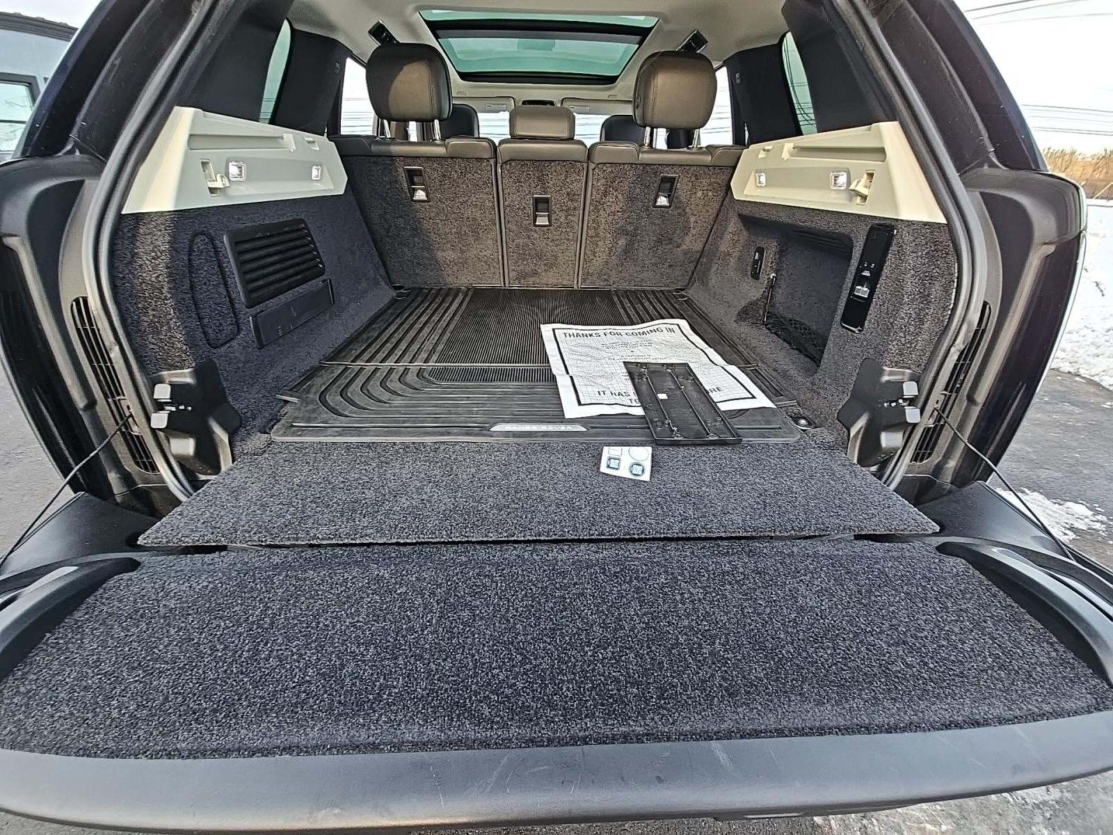 2023 Land Rover Range Rover SE AWD