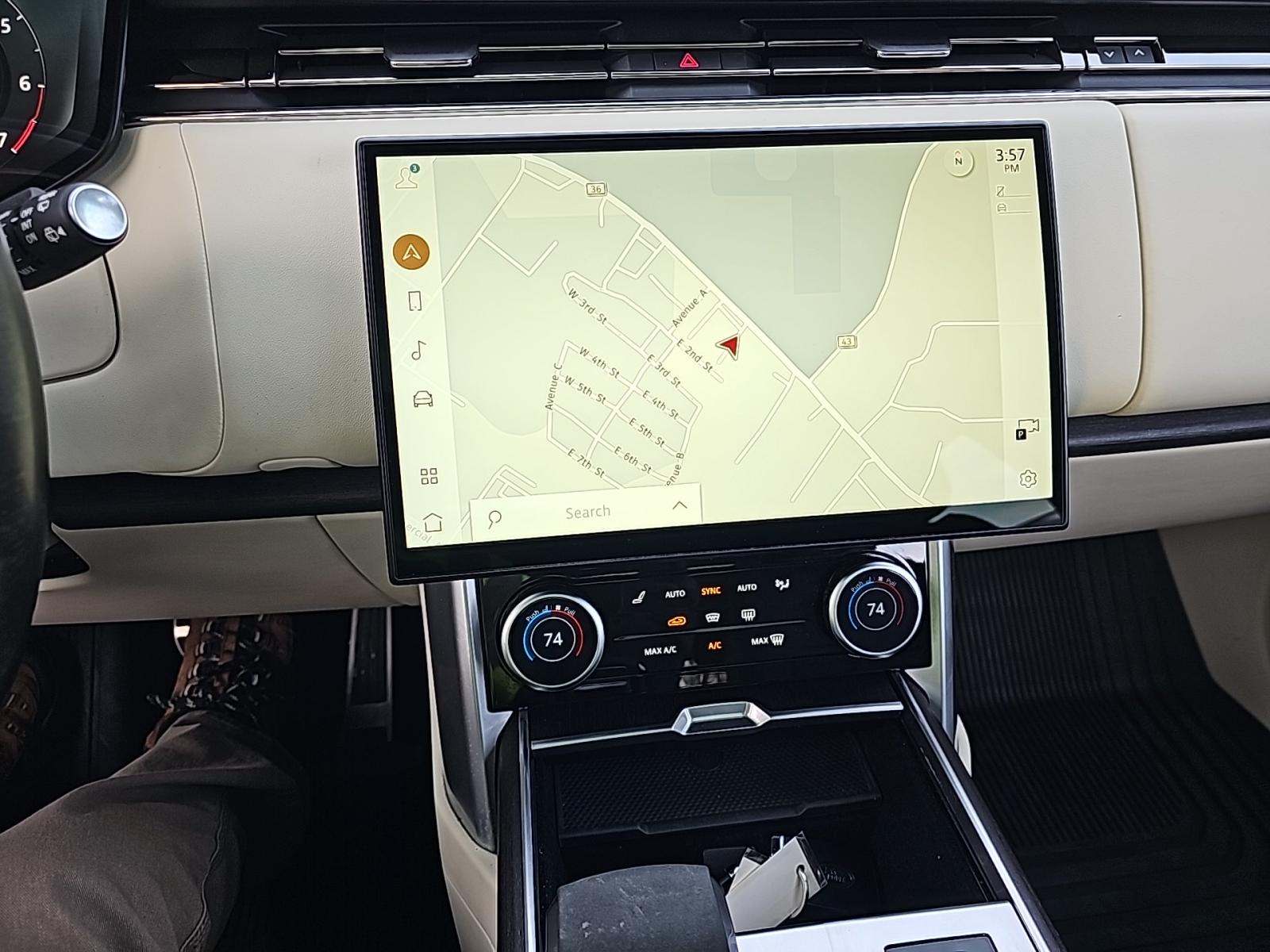 2023 Land Rover Range Rover SE AWD