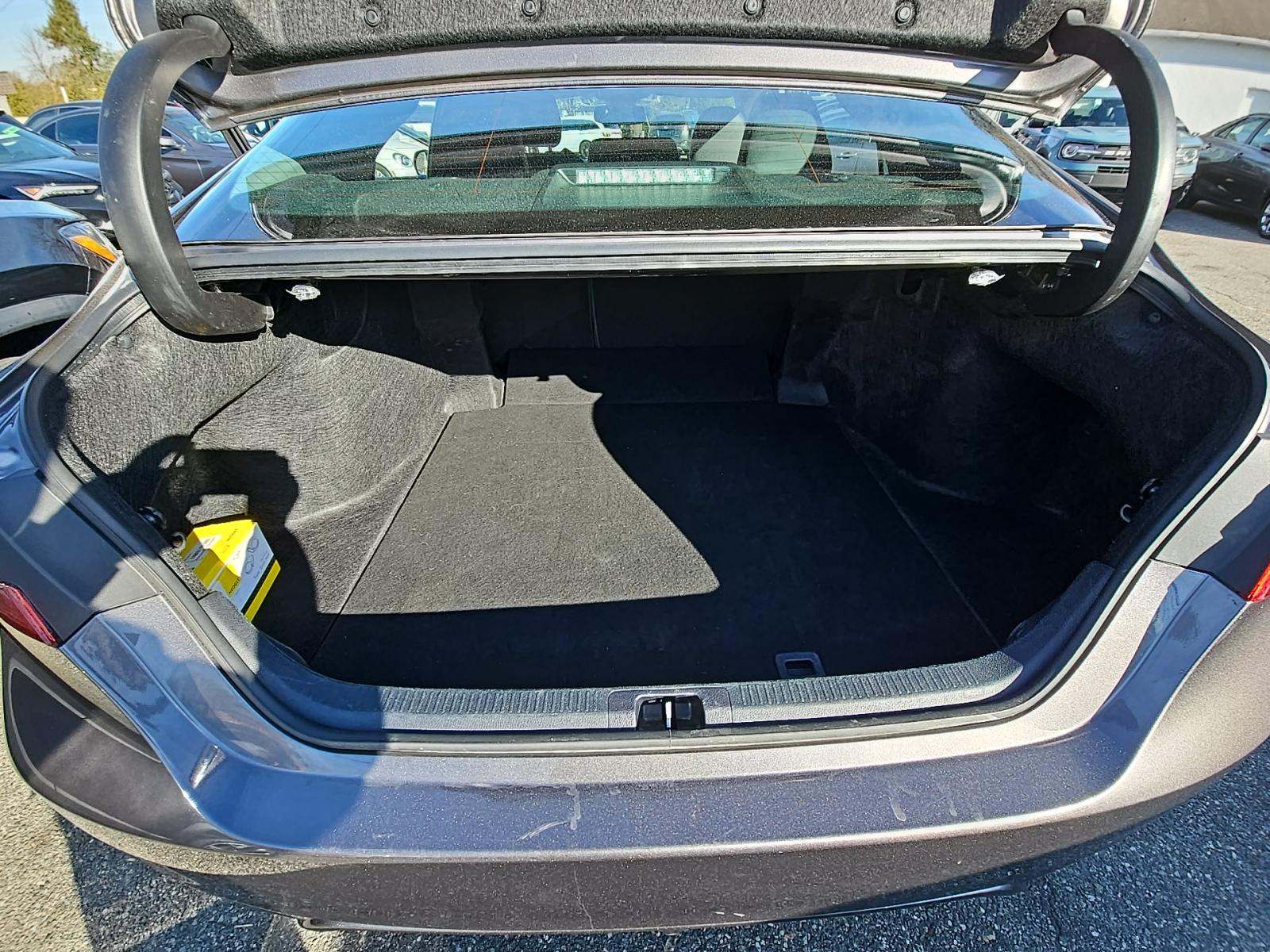 2023 Toyota Camry XSE FWD