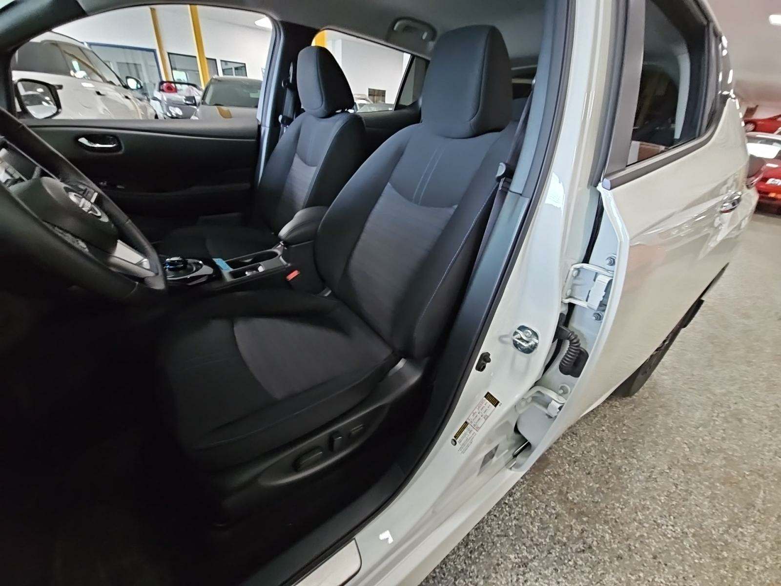 2024 Nissan LEAF SV PLUS FWD