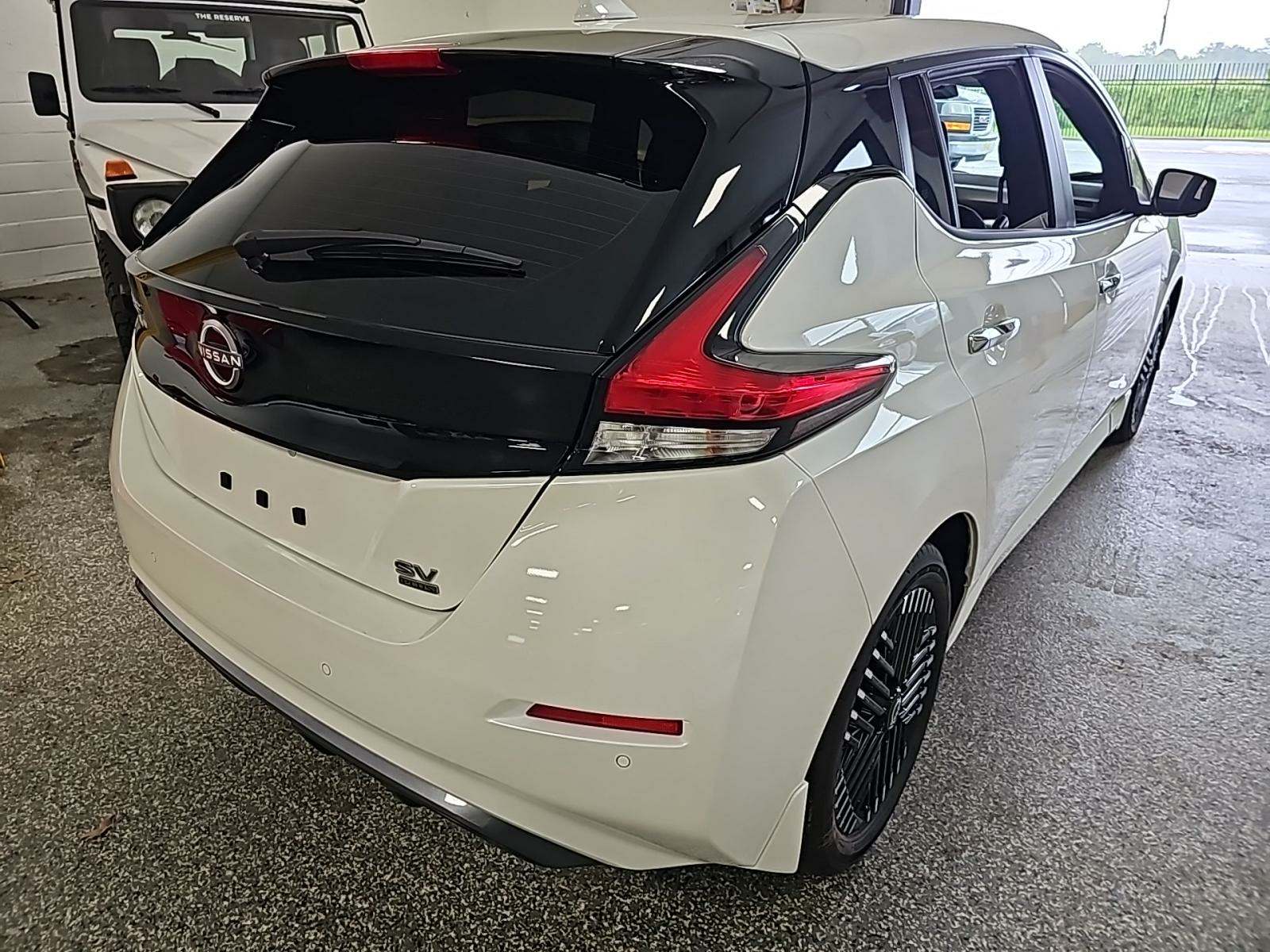 2024 Nissan LEAF SV PLUS FWD