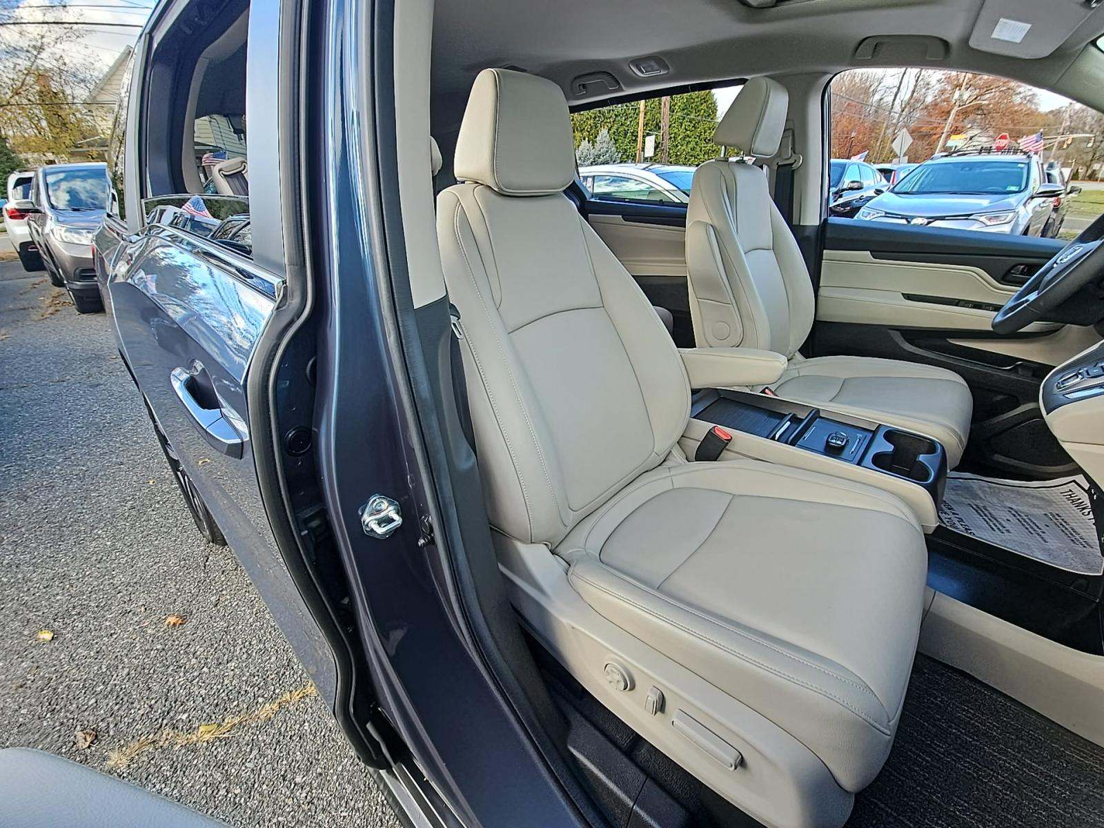 2025 Honda Odyssey EX-L FWD