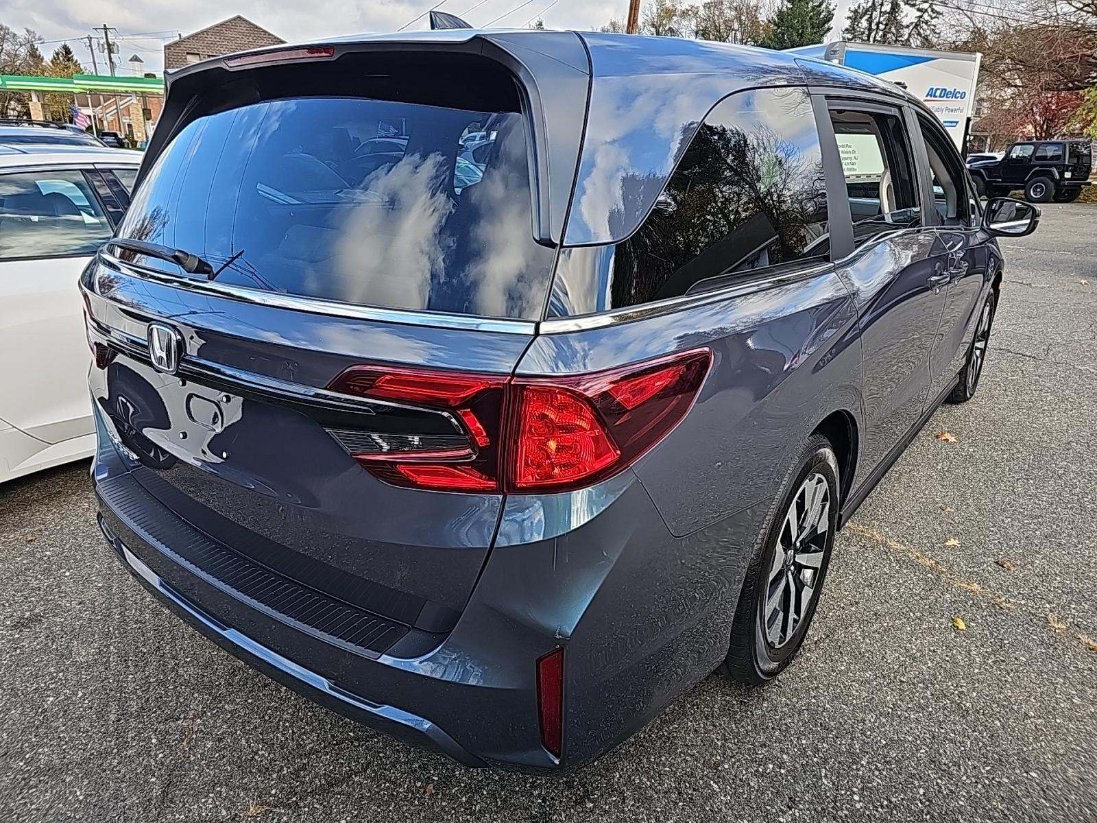 2025 Honda Odyssey EX-L FWD