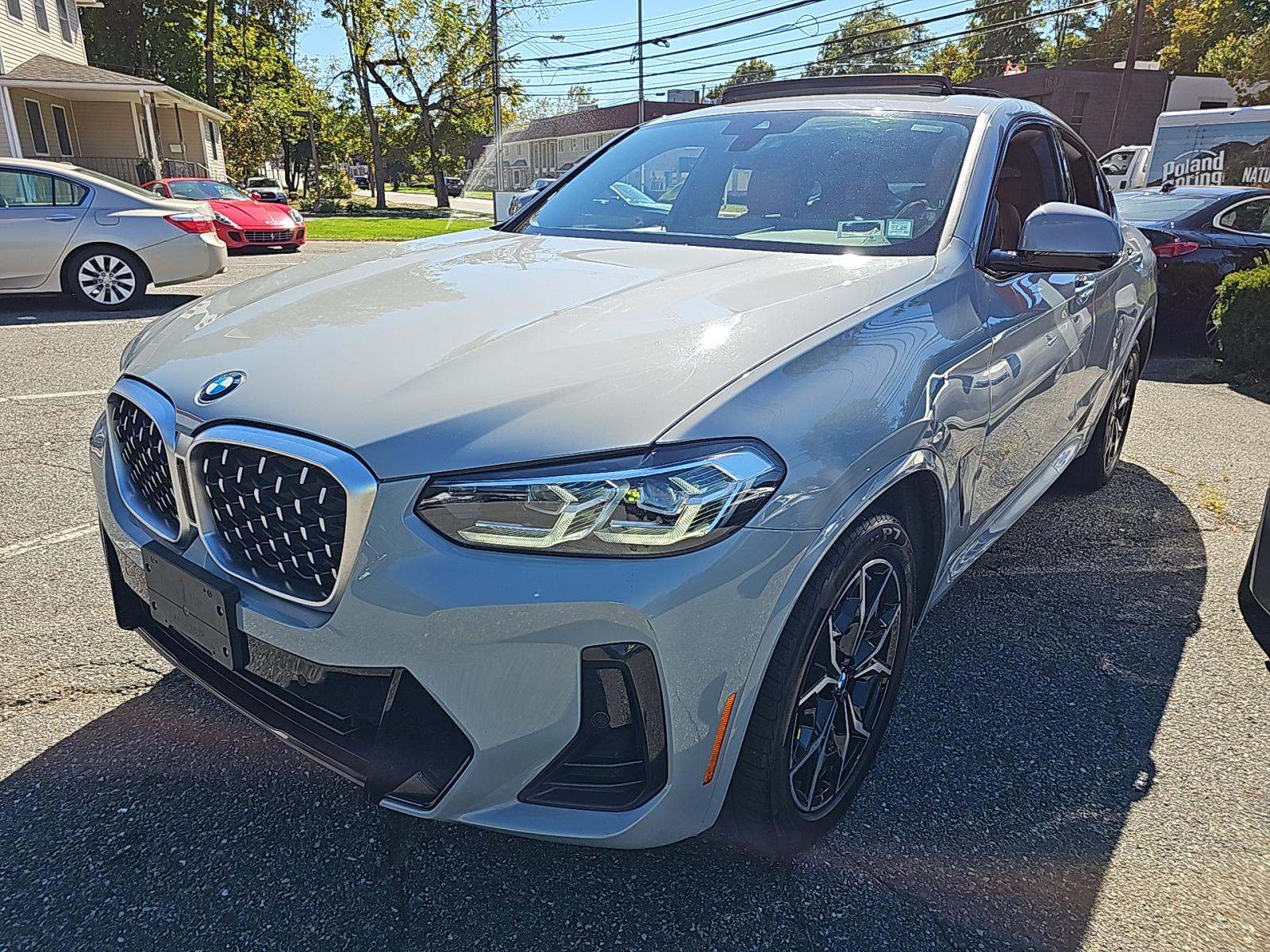 2022 BMW X4 xDrive30i AWD