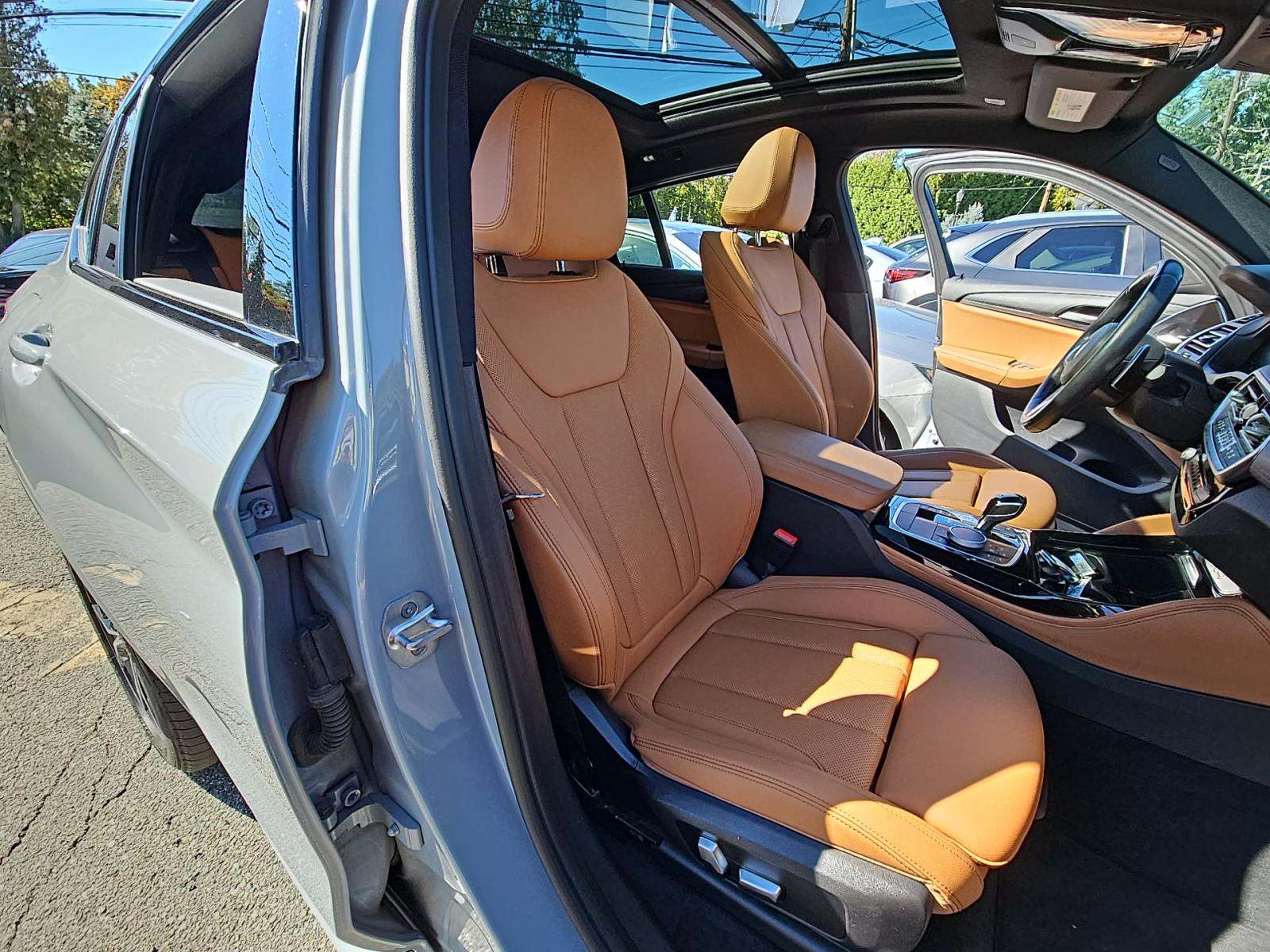 2022 BMW X4 xDrive30i AWD