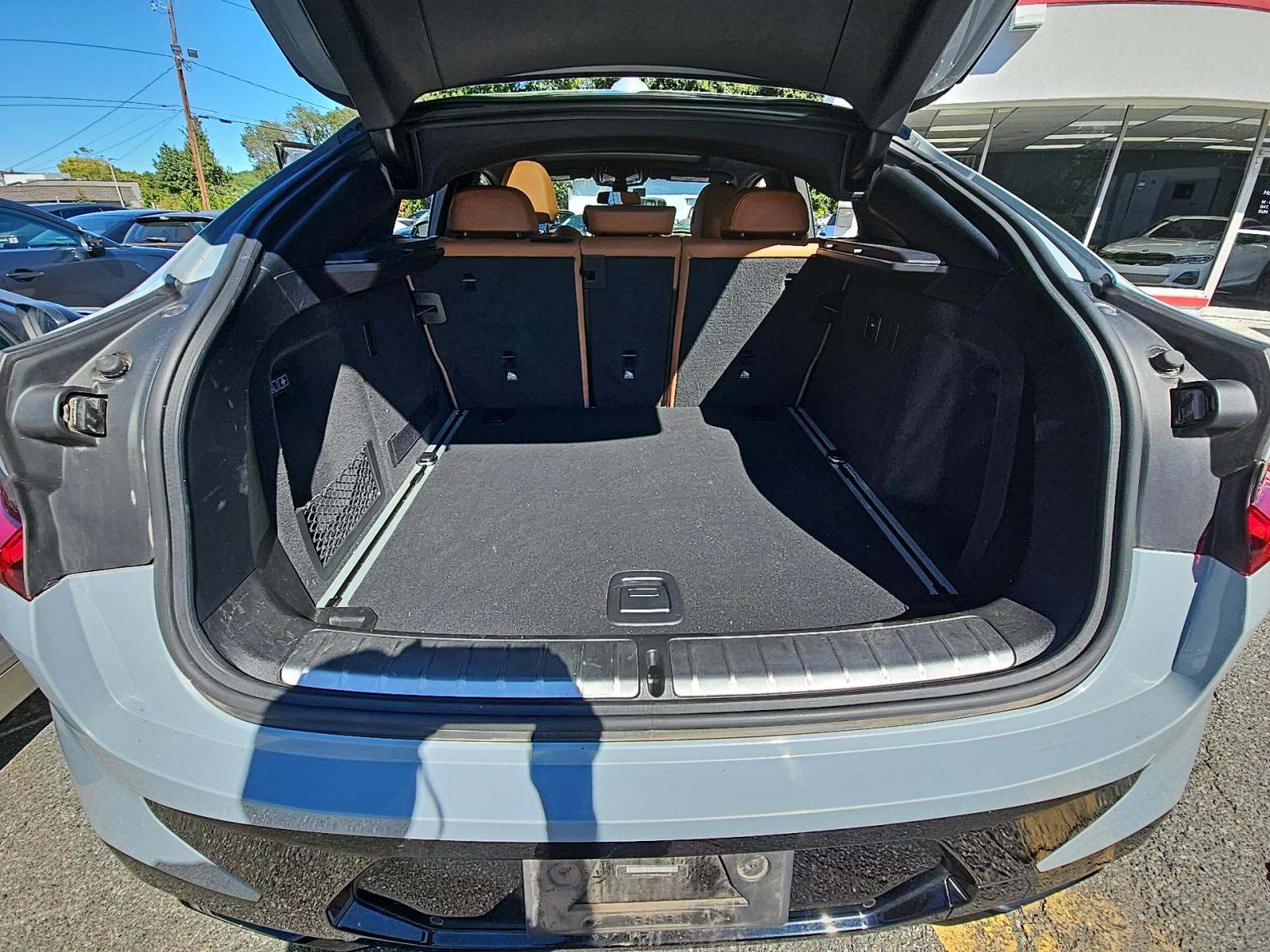 2022 BMW X4 xDrive30i AWD