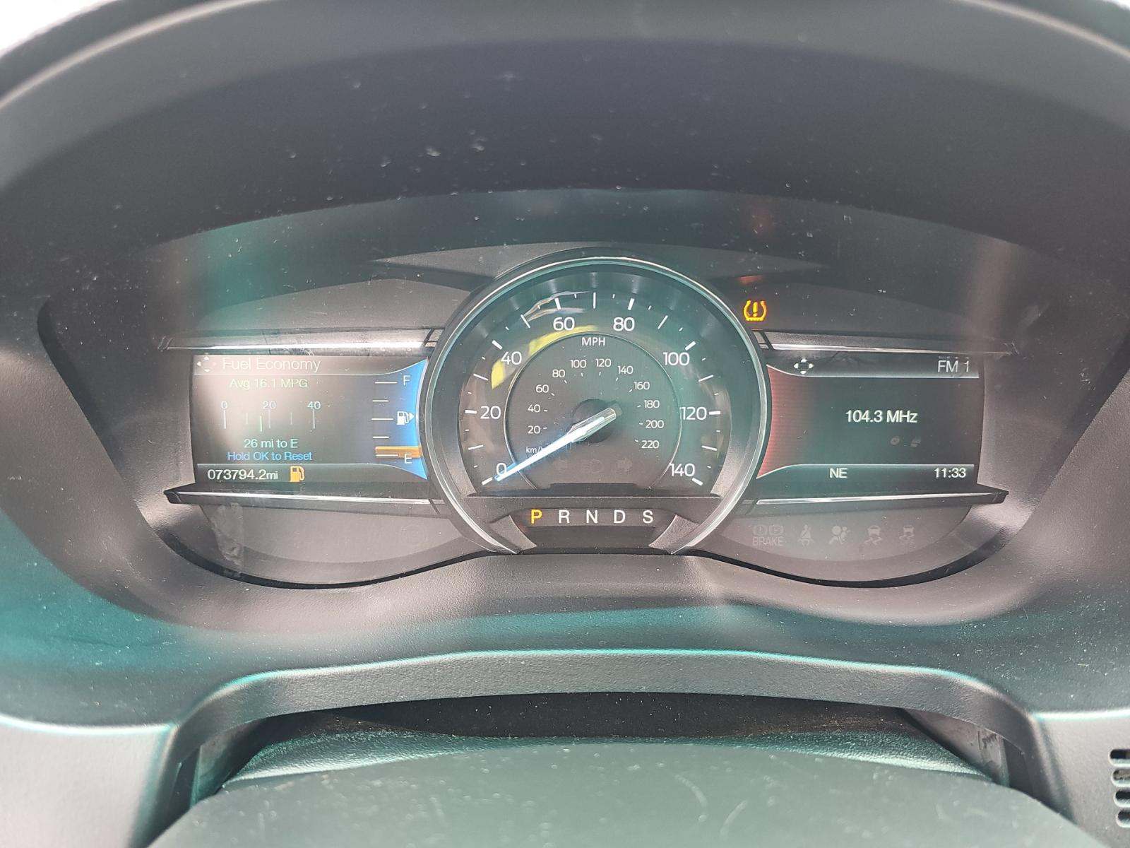 FORD EXPLORER - 9