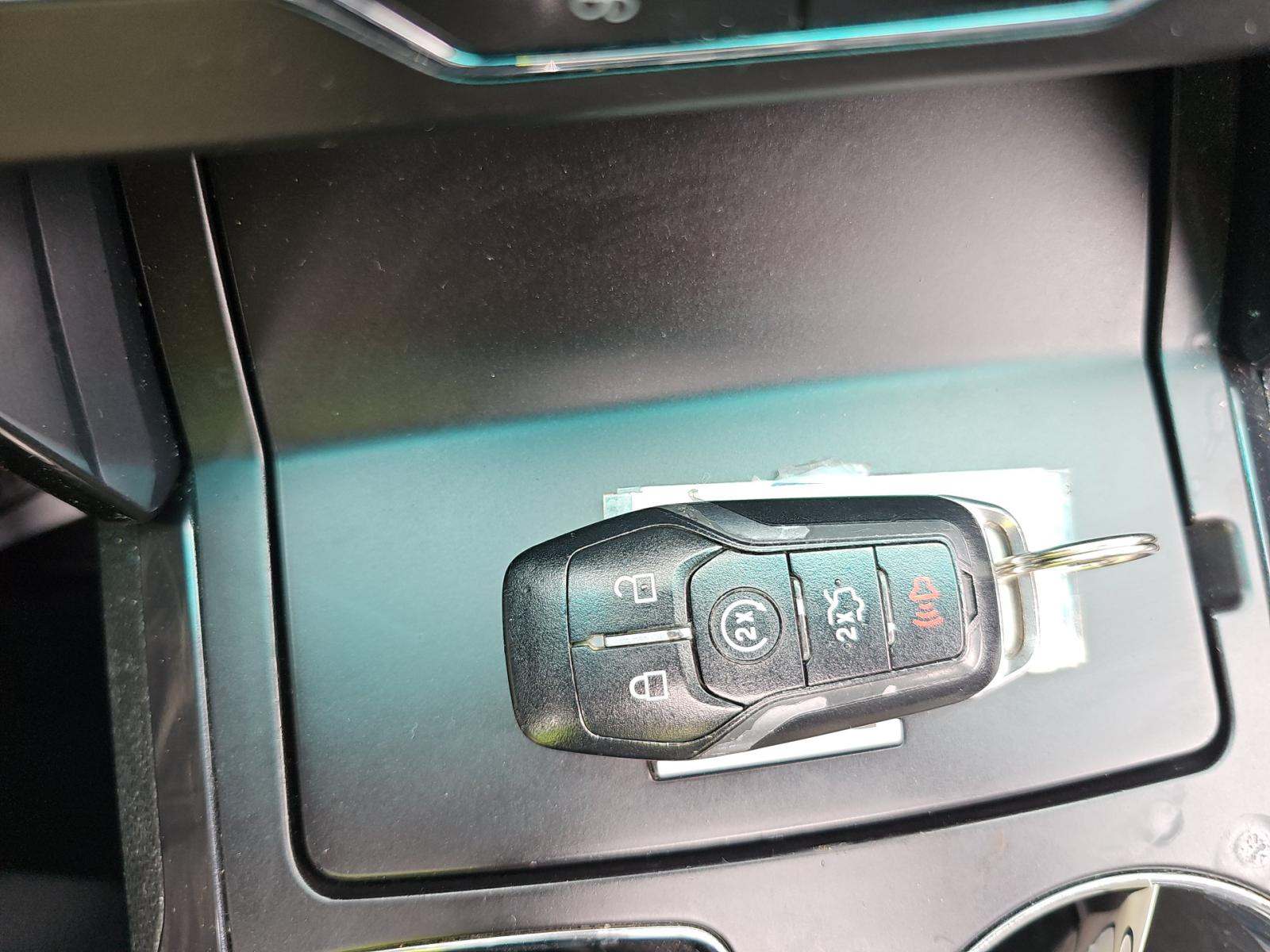 FORD EXPLORER - 8