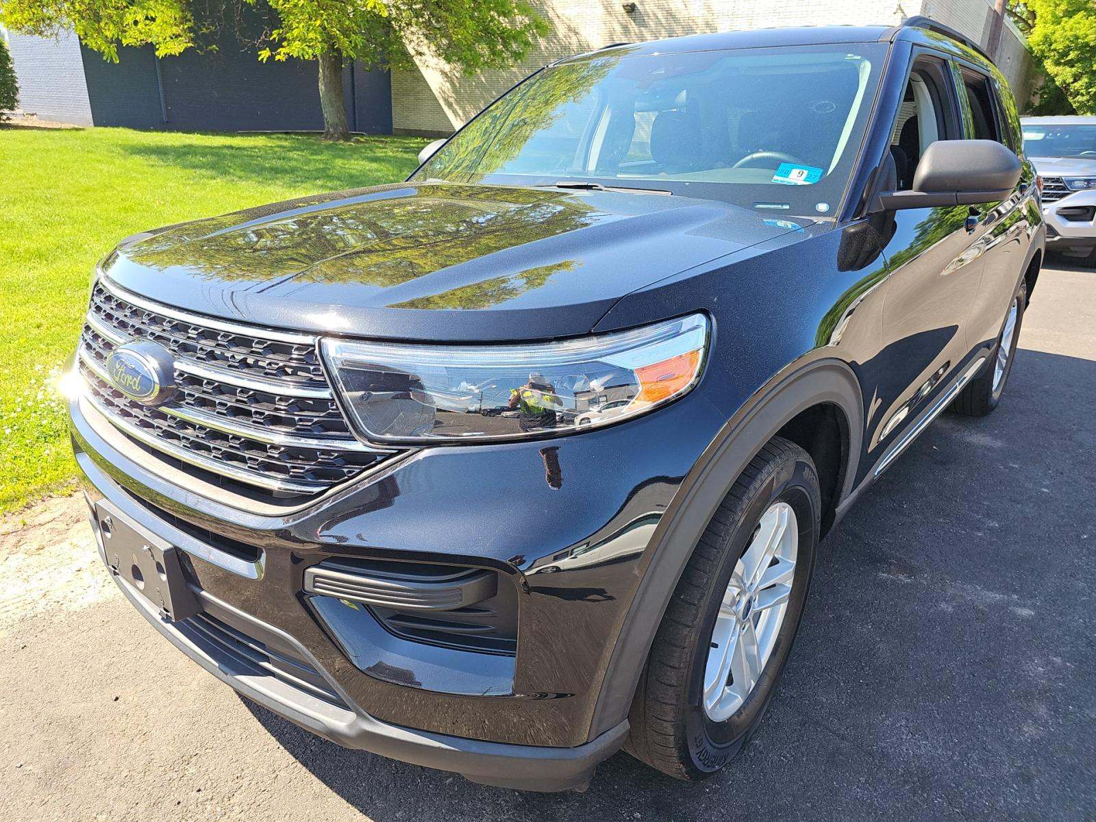 FORD EXPLORER - 1