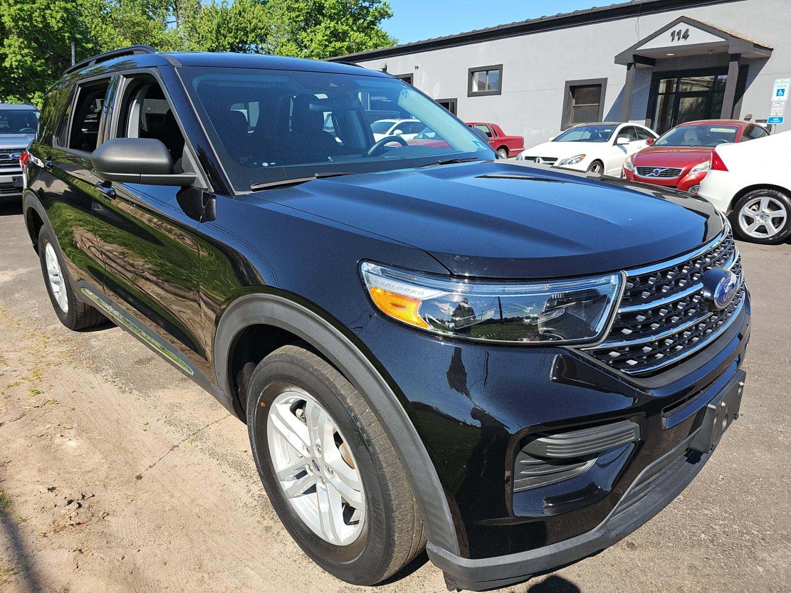 FORD EXPLORER - 4