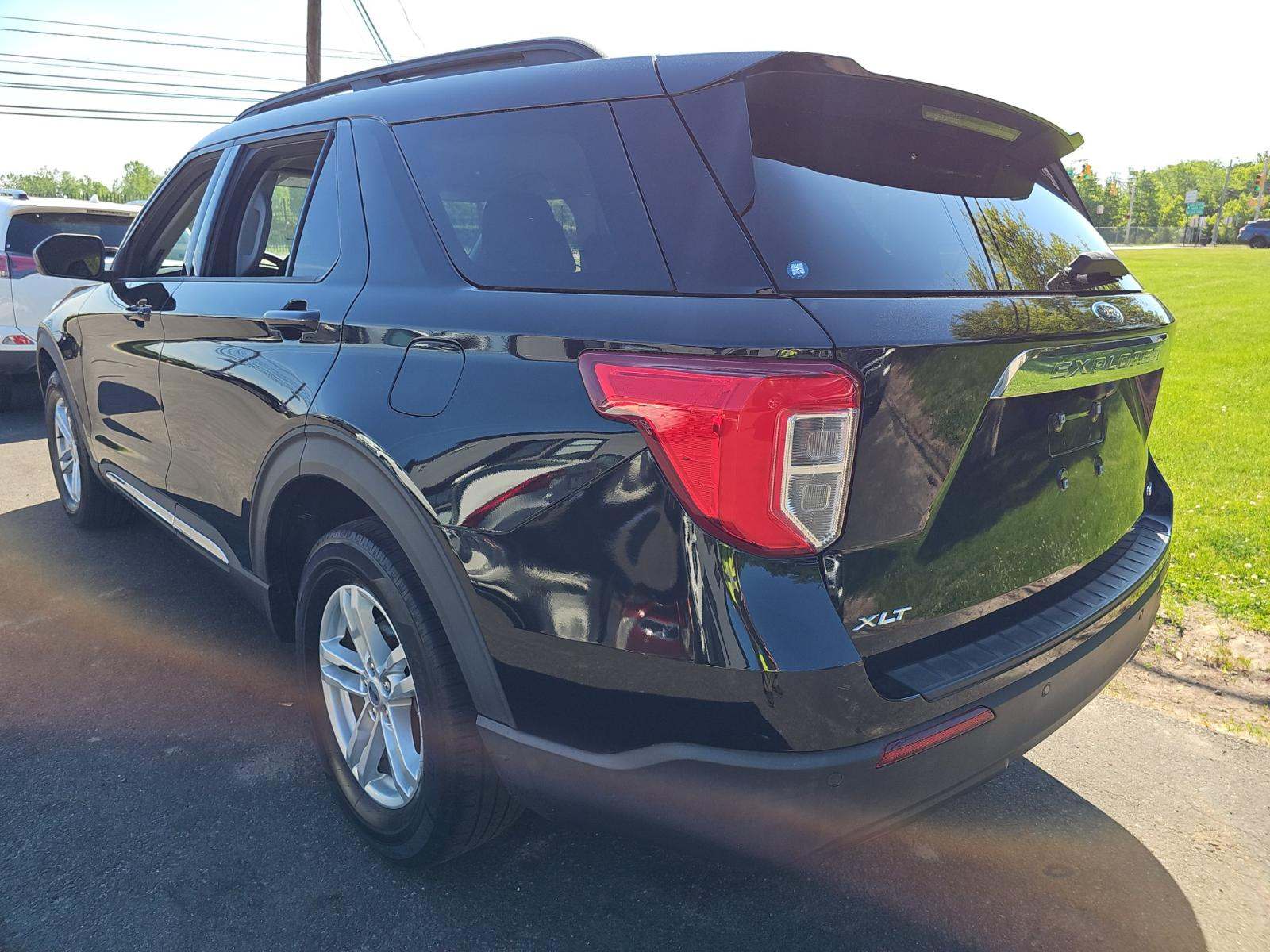 FORD EXPLORER - 2