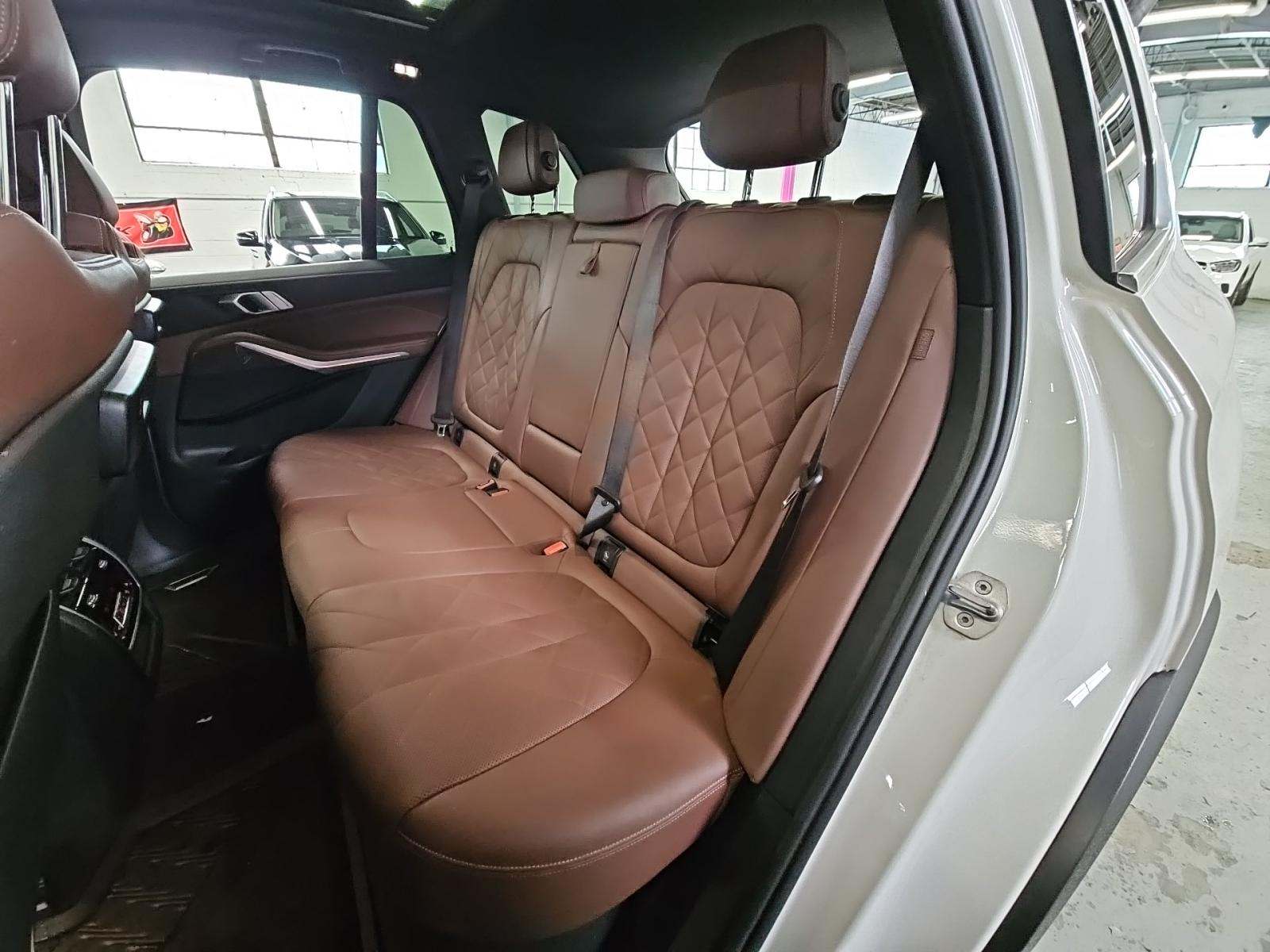 2023 BMW X5 xDrive40i AWD