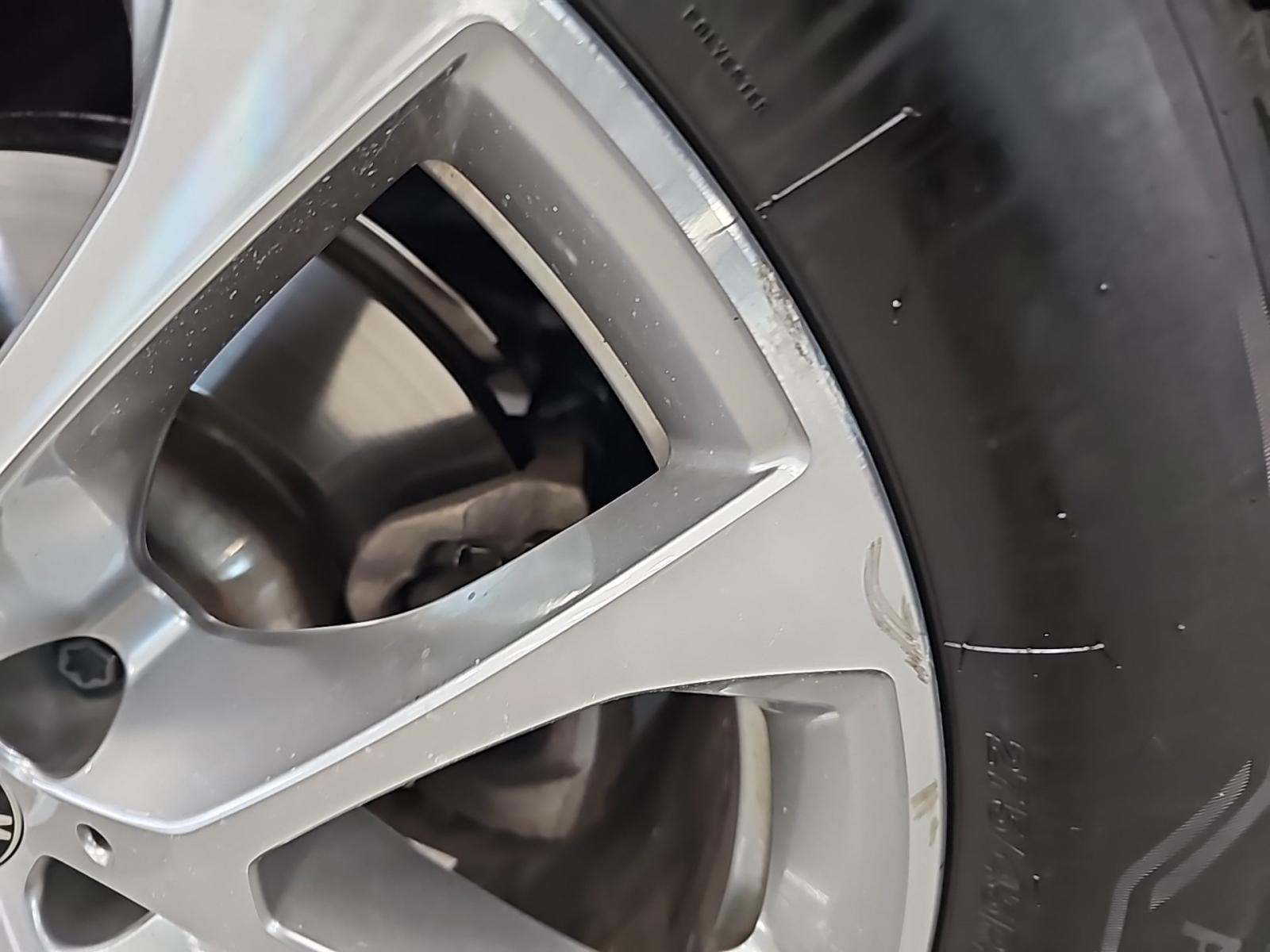 2023 BMW X5 xDrive40i AWD