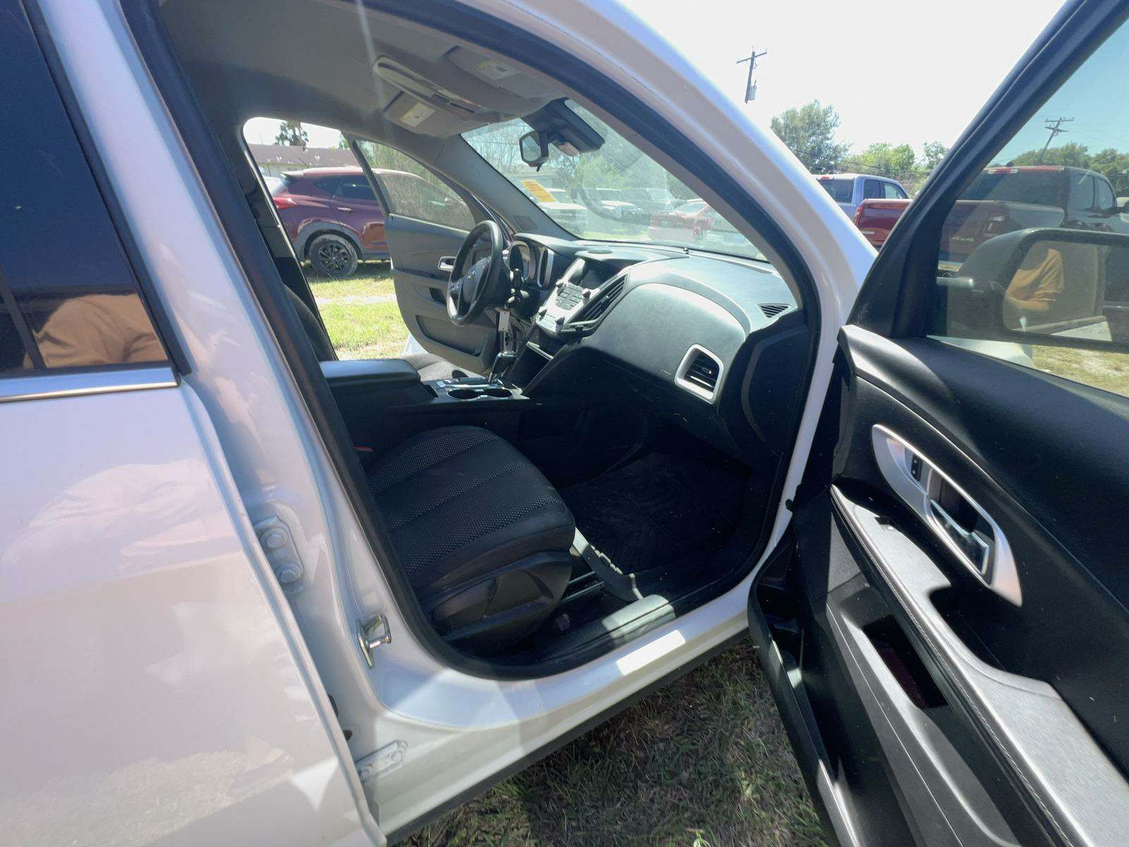 2017 Chevrolet Equinox LS FWD