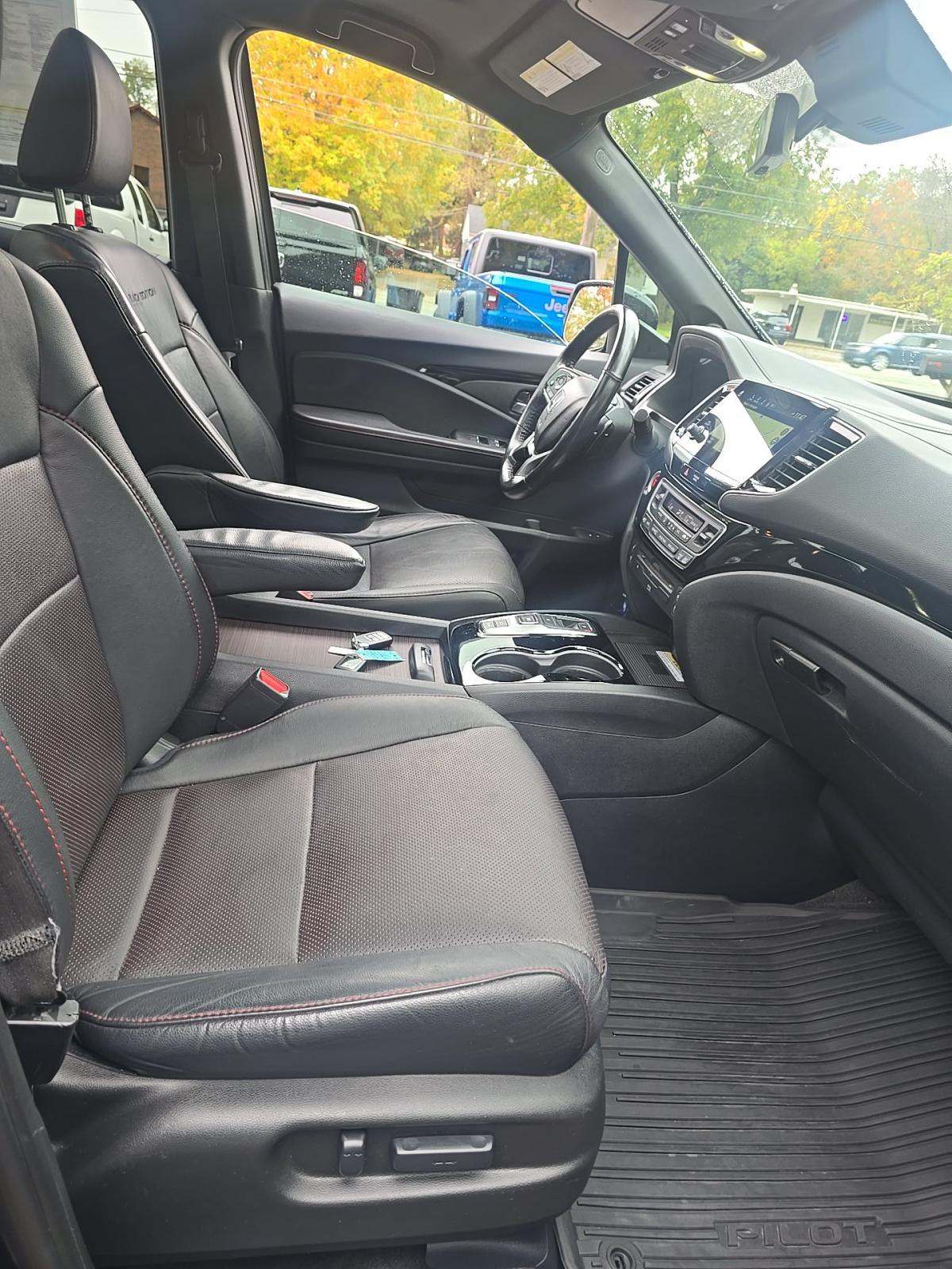 2021 Honda Pilot Black Edition AWD