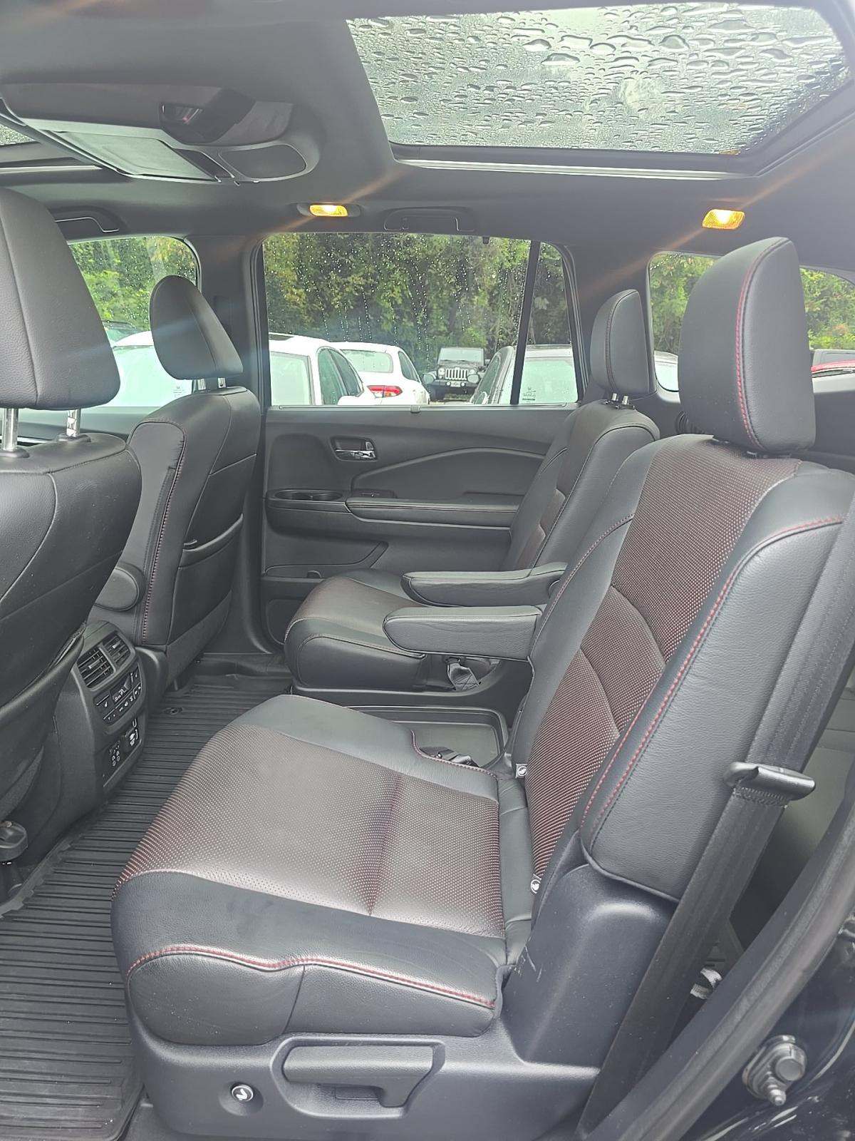 2021 Honda Pilot Black Edition AWD