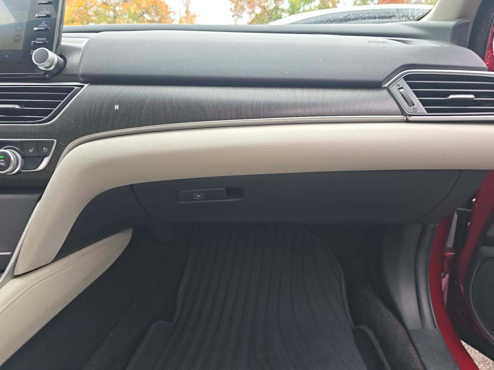 2018 Honda Accord Touring FWD