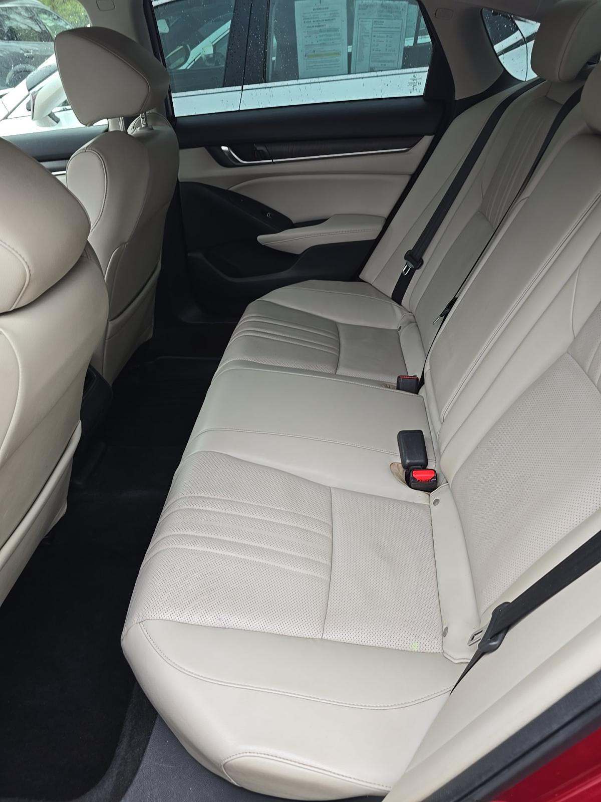 2018 Honda Accord Touring FWD