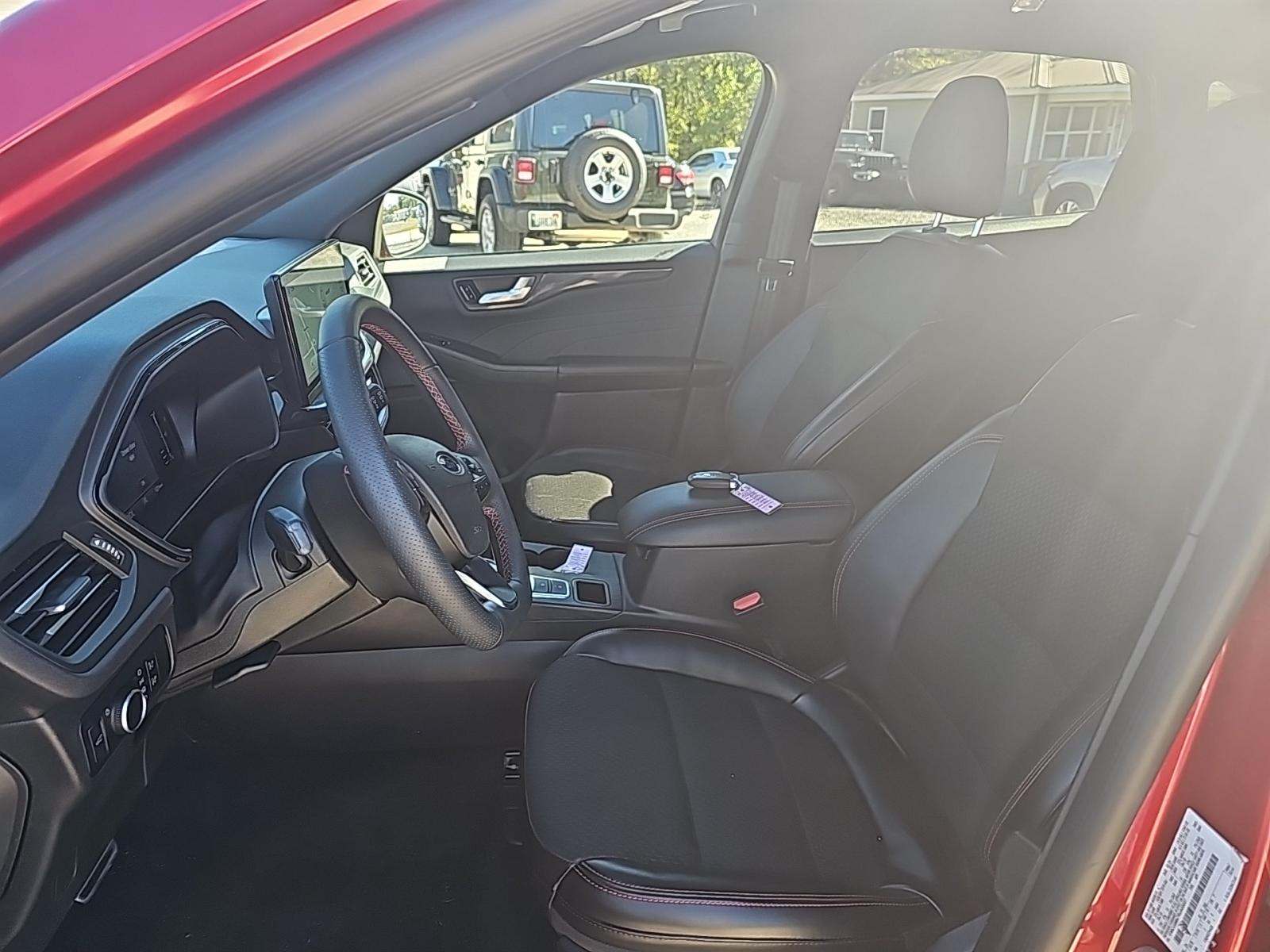 2024 Ford Escape ST-Line FWD