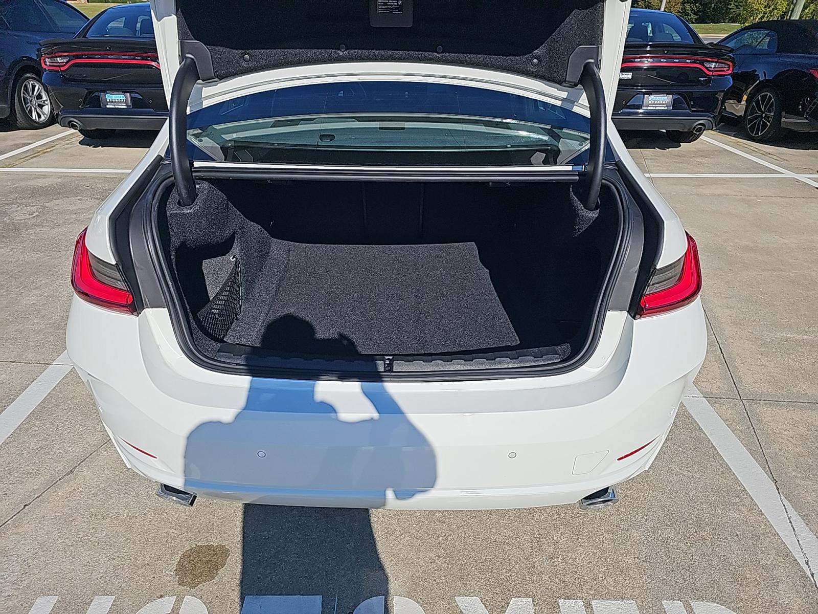 2025 BMW 3 Series 330i xDrive AWD