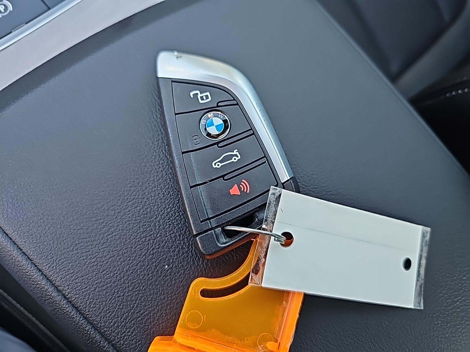 2025 BMW 3 Series 330i xDrive AWD