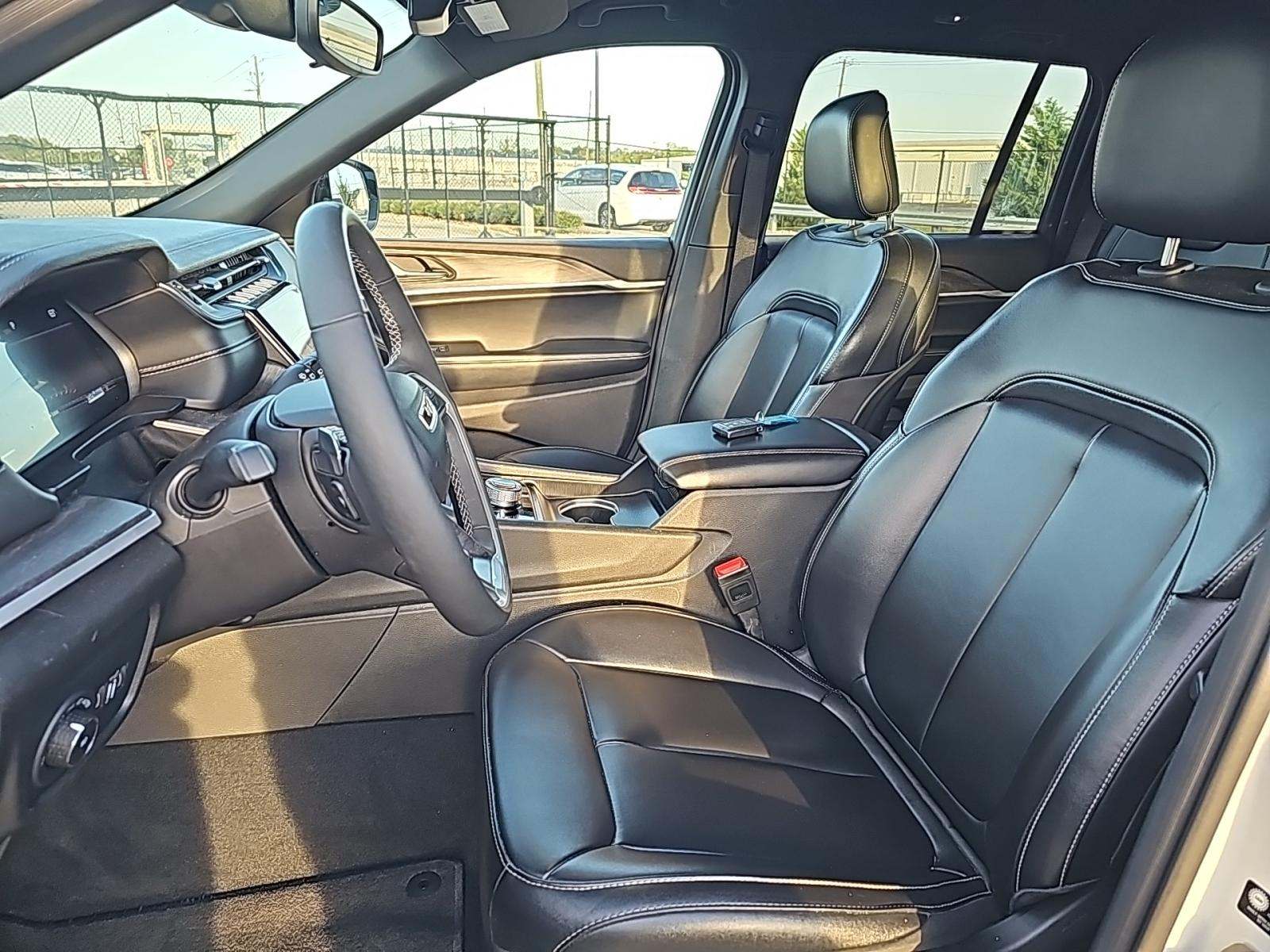 2024 Jeep Grand Cherokee Limited AWD