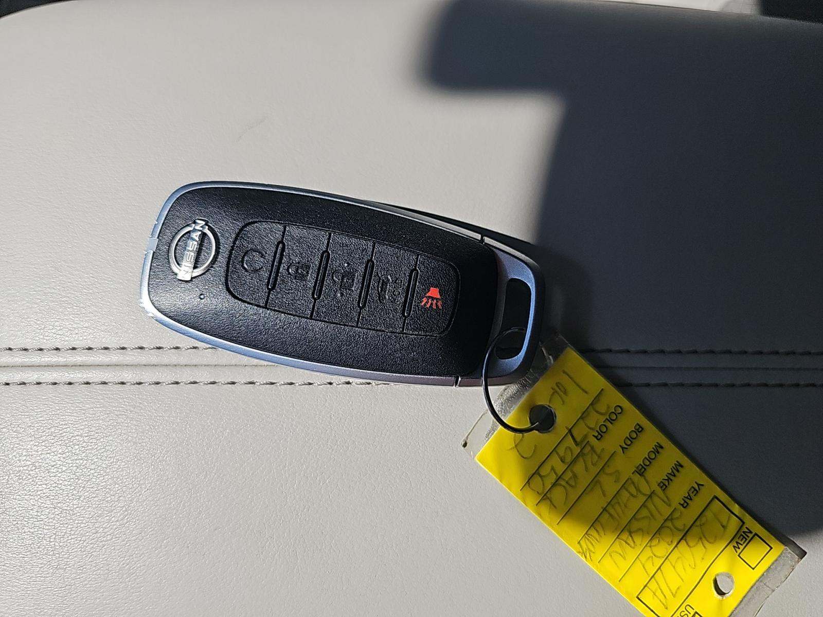 2024 Nissan Pathfinder SL FWD