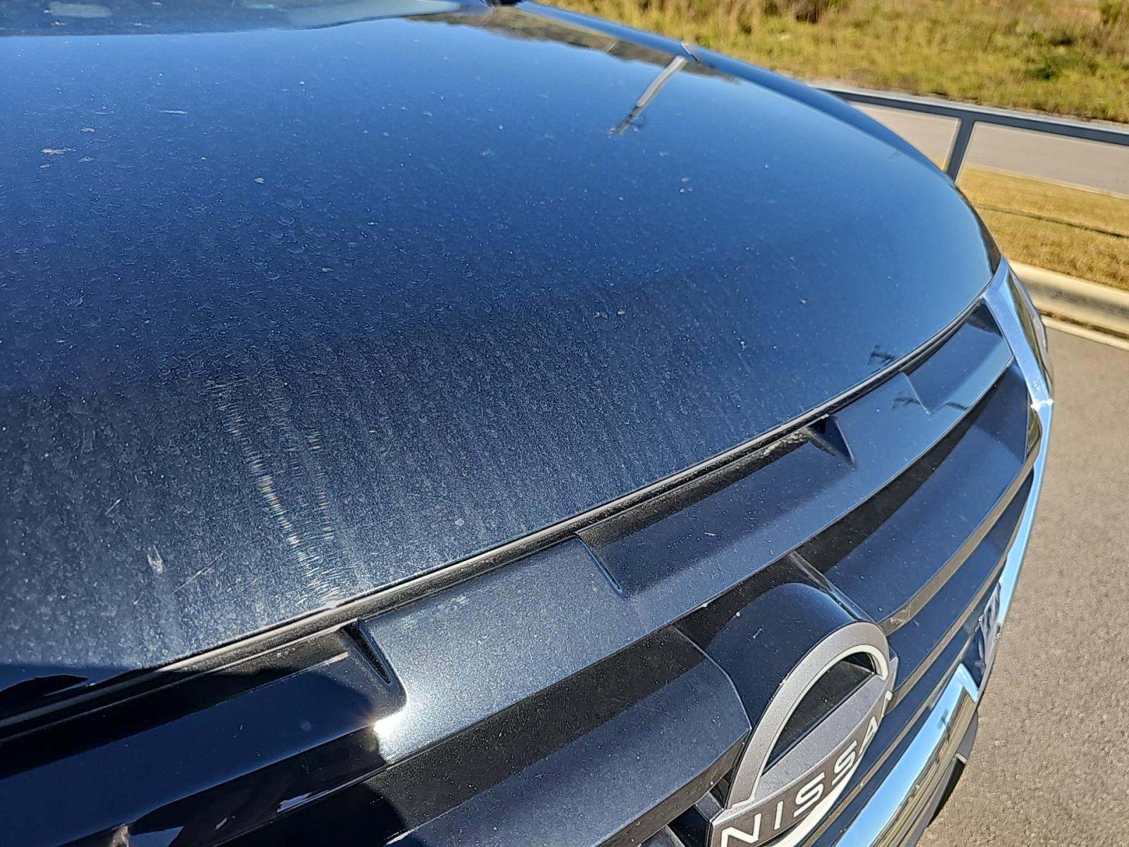 2024 Nissan Pathfinder SL FWD