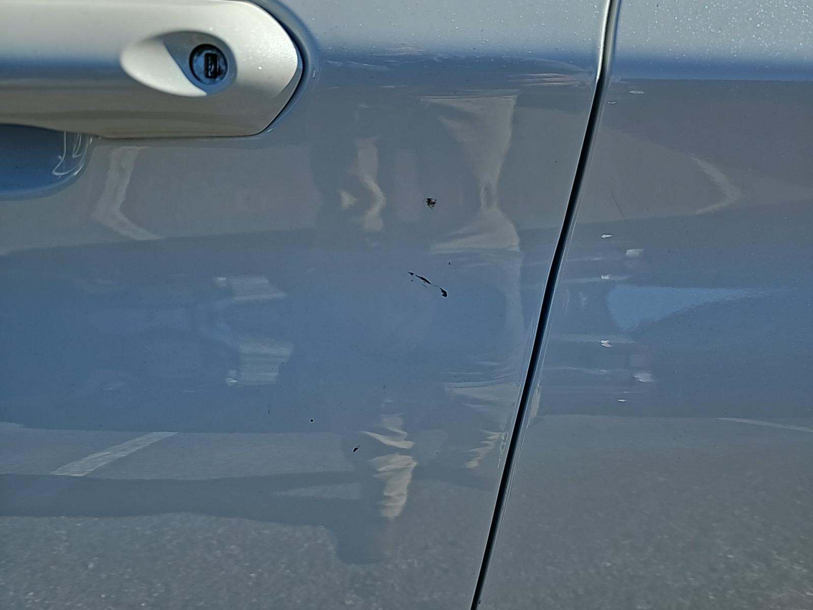 2023 Ford Explorer XLT RWD